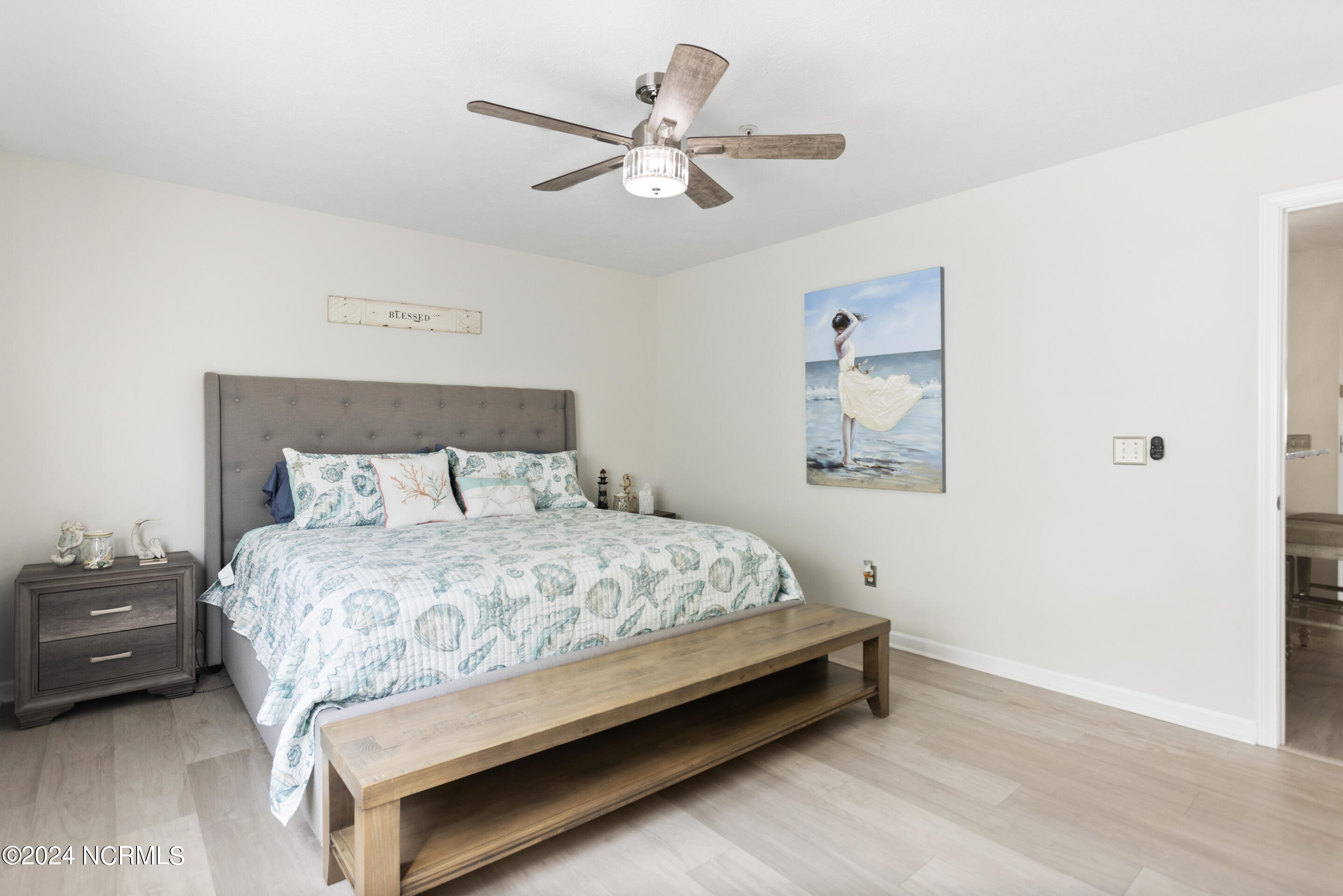 100529721 | Photo 31