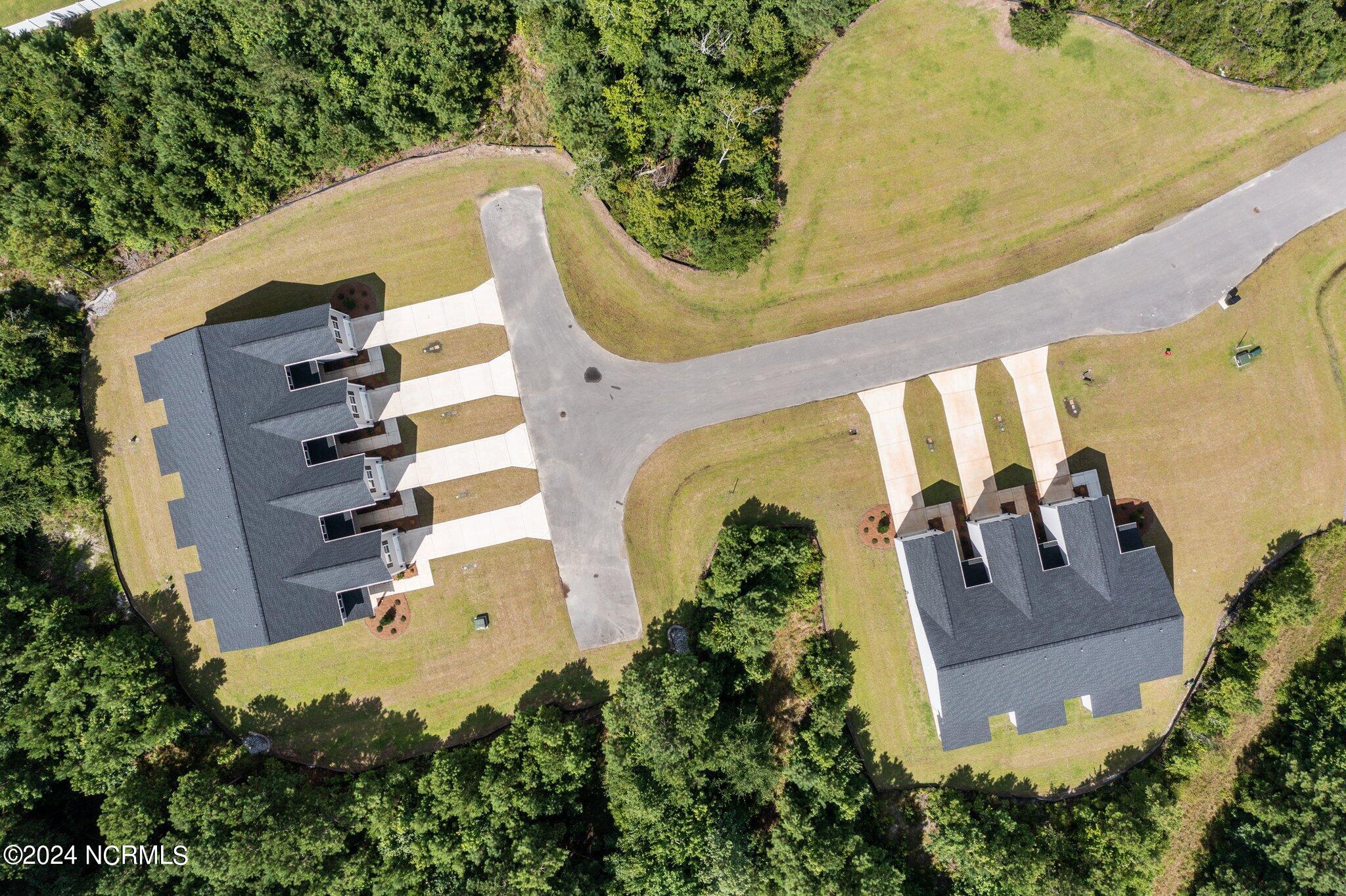 100538660 | Photo 26