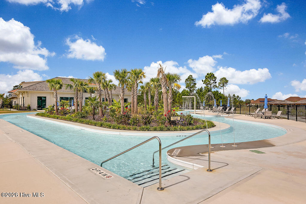 100555055 | Photo 68