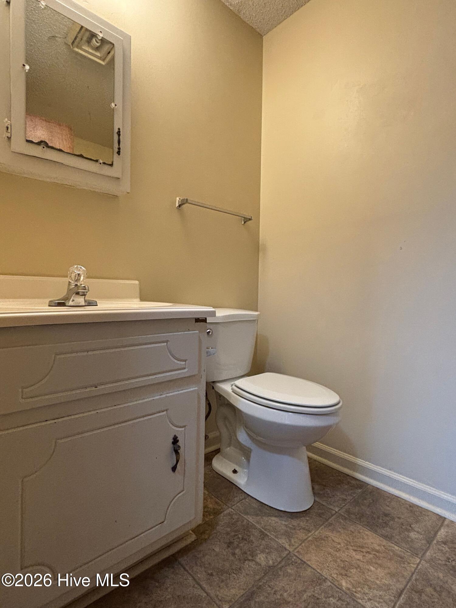 100561528 | Photo 14