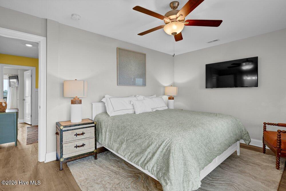 100558535 | Photo 28