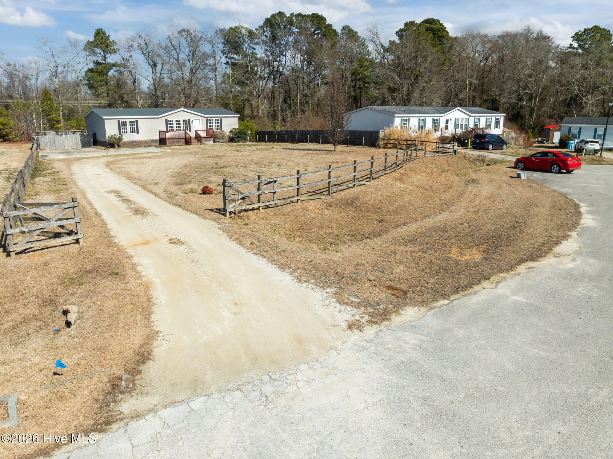 100555168 | Photo 45