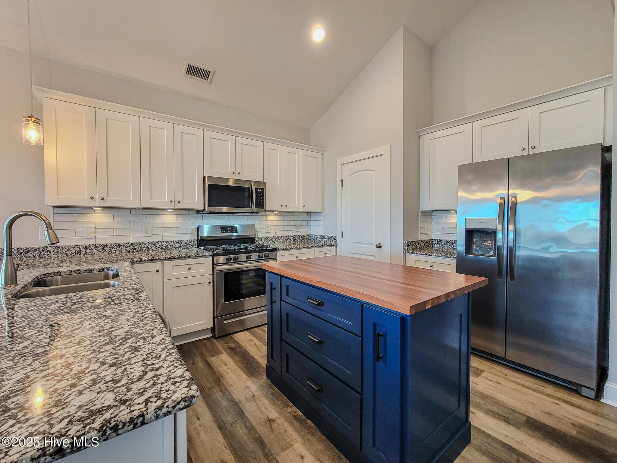 Homes for sale in Surf City, NC | 125 S Boca Bay Ln #B, Surf City, NC 28445 | MLS# 100538733