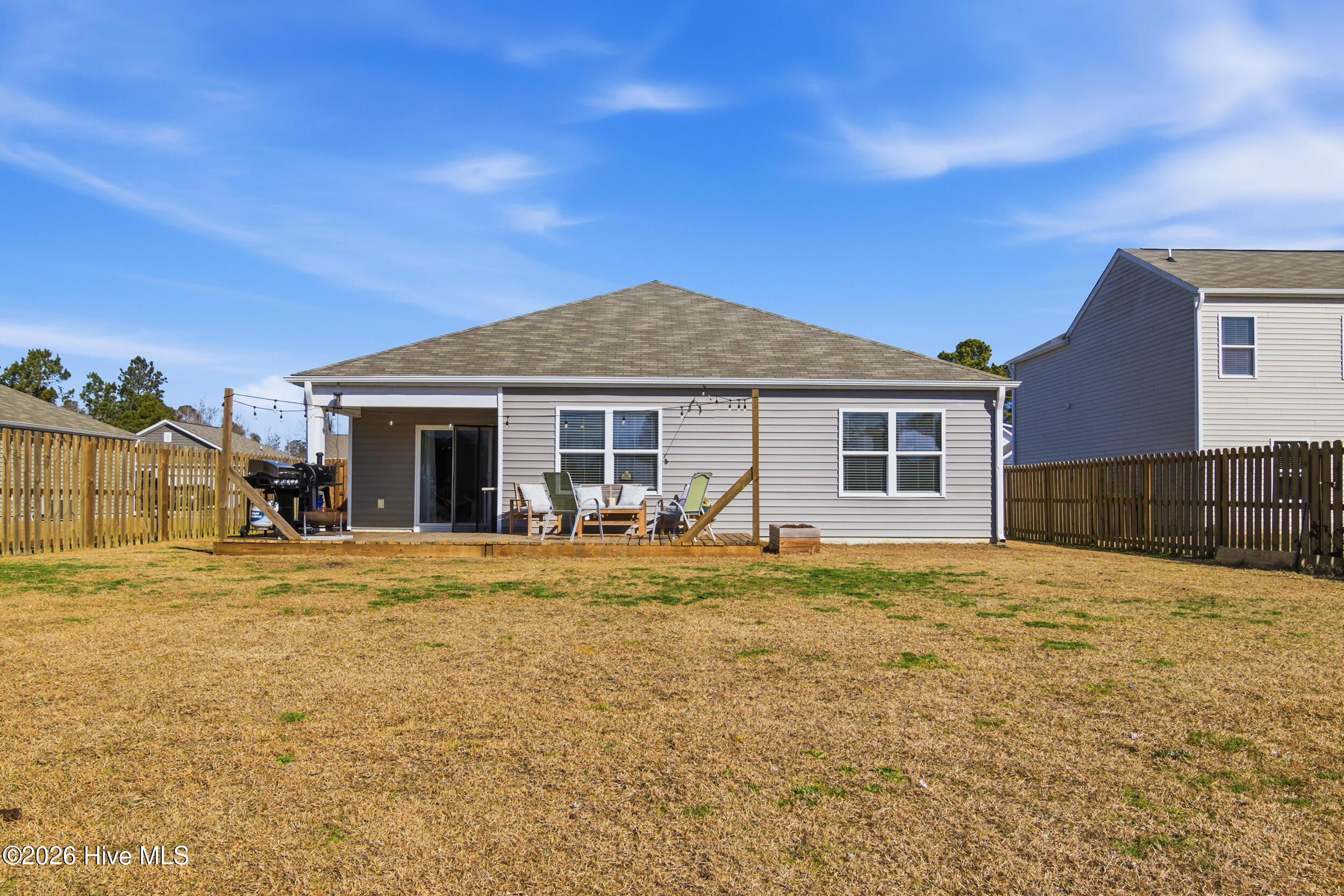 100552197 | Photo 26