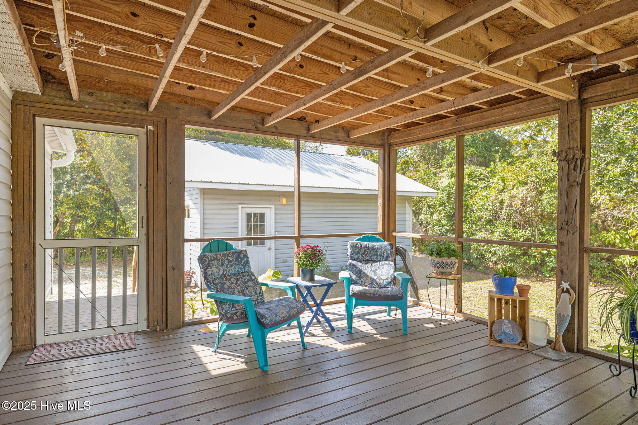 100534218 | Photo 33