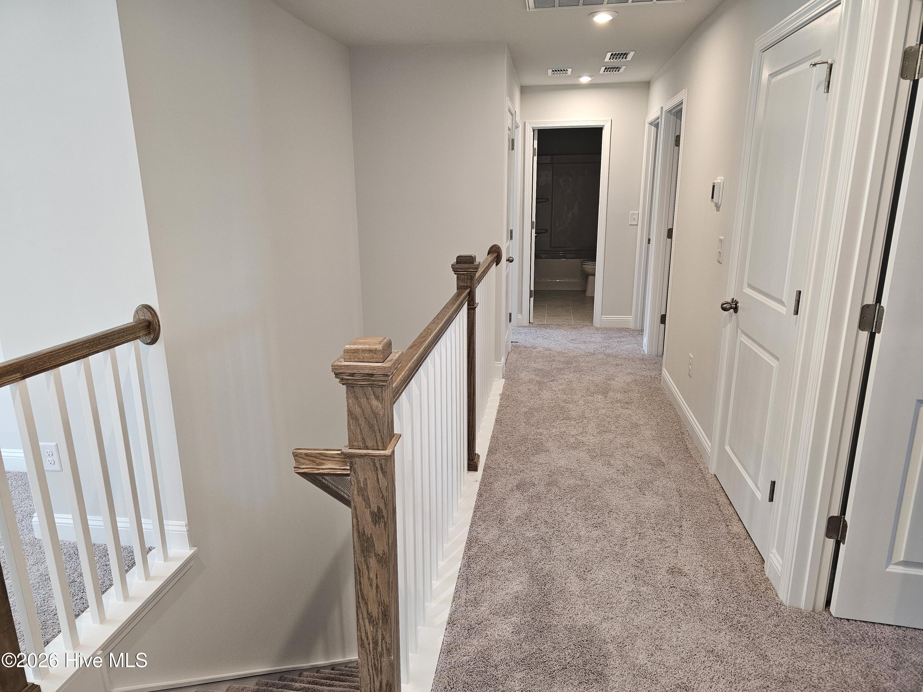 100531548 | Photo 14