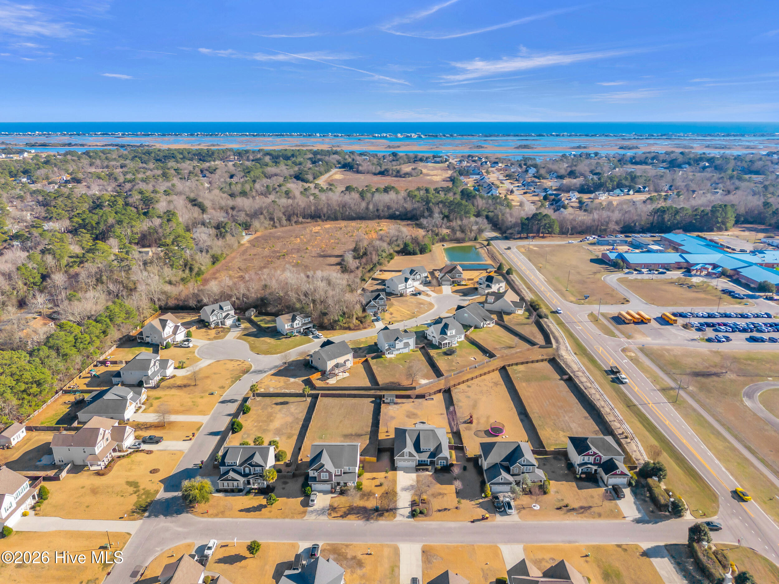 100551592 | Photo 39