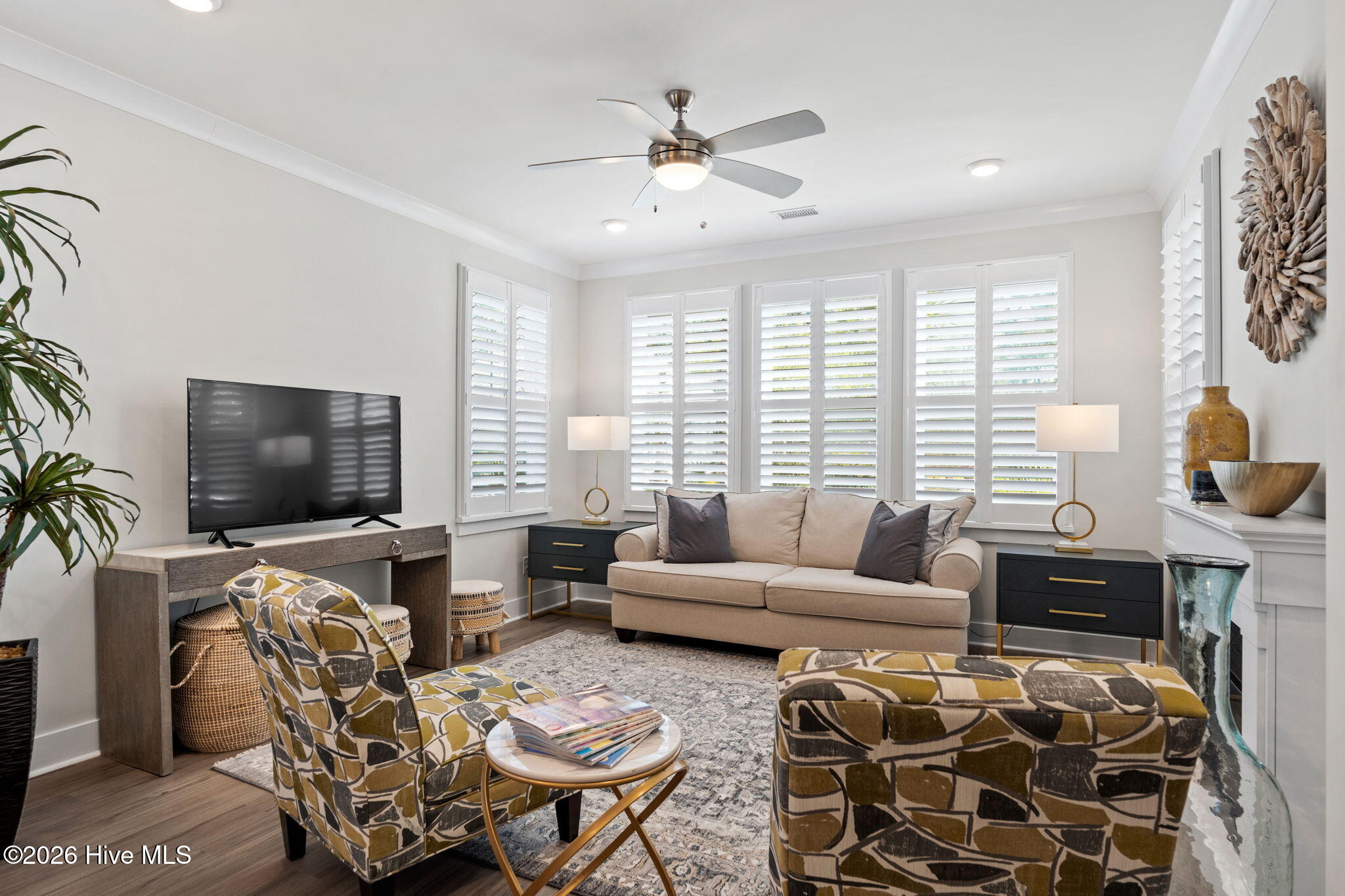 100564957 | Photo 11