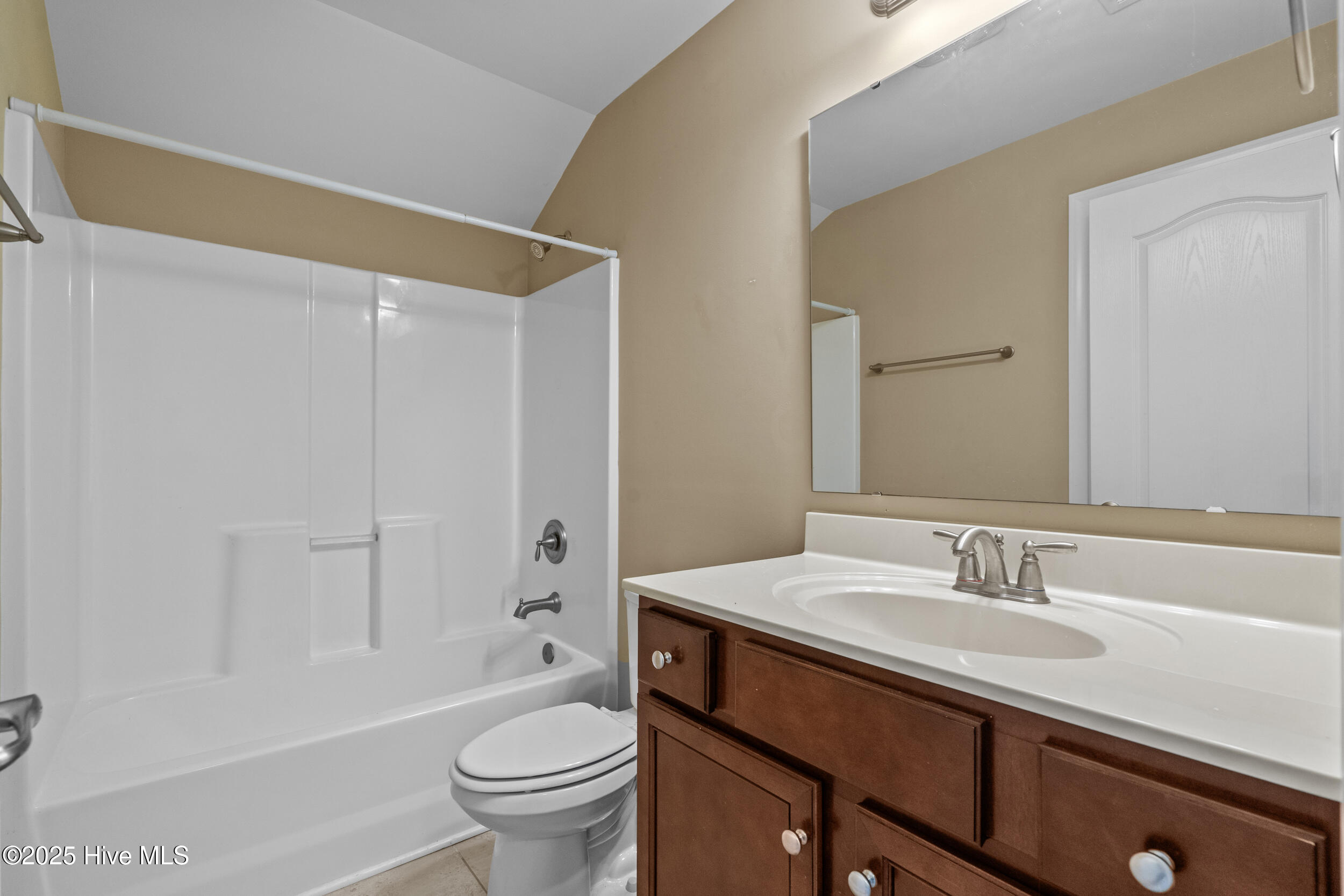 100527914 | Photo 30