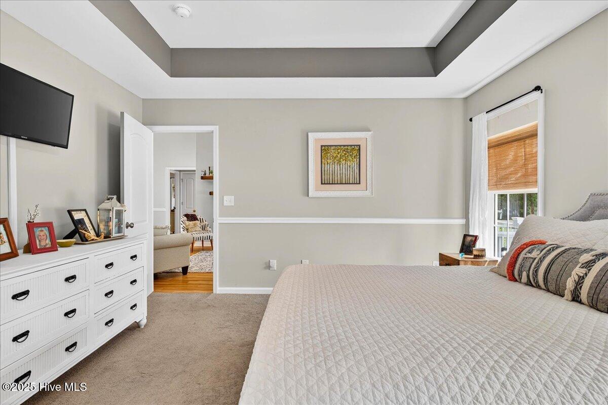 100530290 | Photo 22