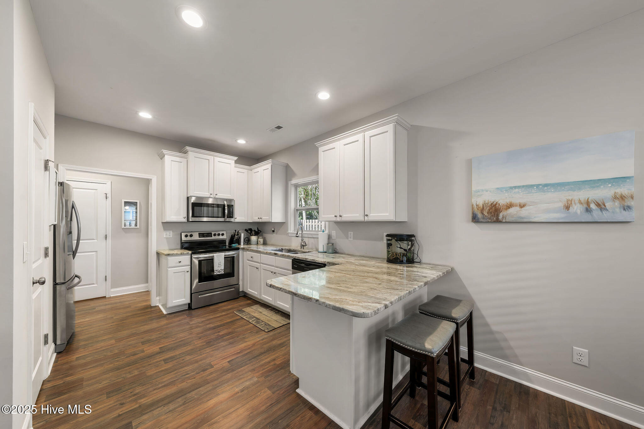 100545162 | Photo 19