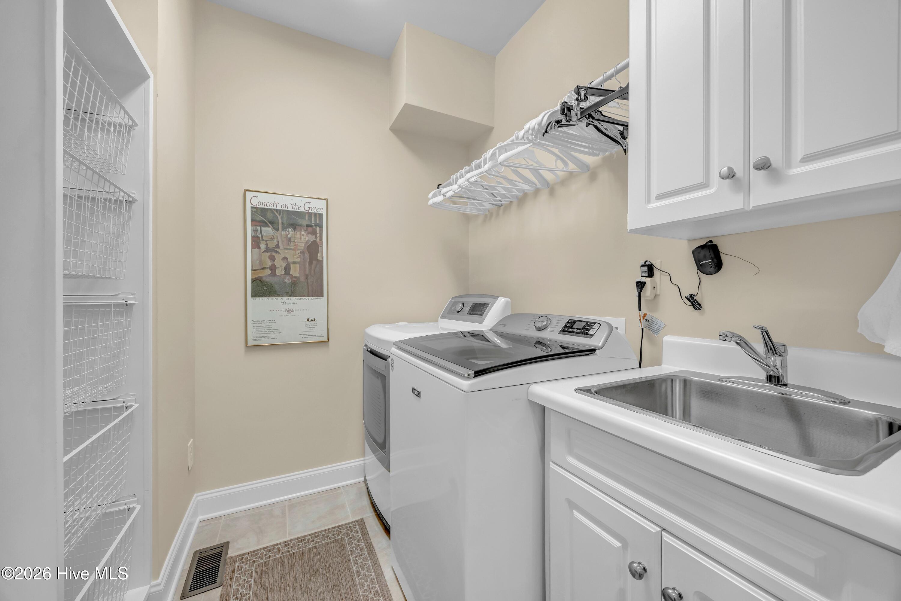 100559758 | Photo 45