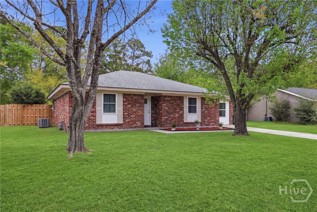 1532 Marcy Circle