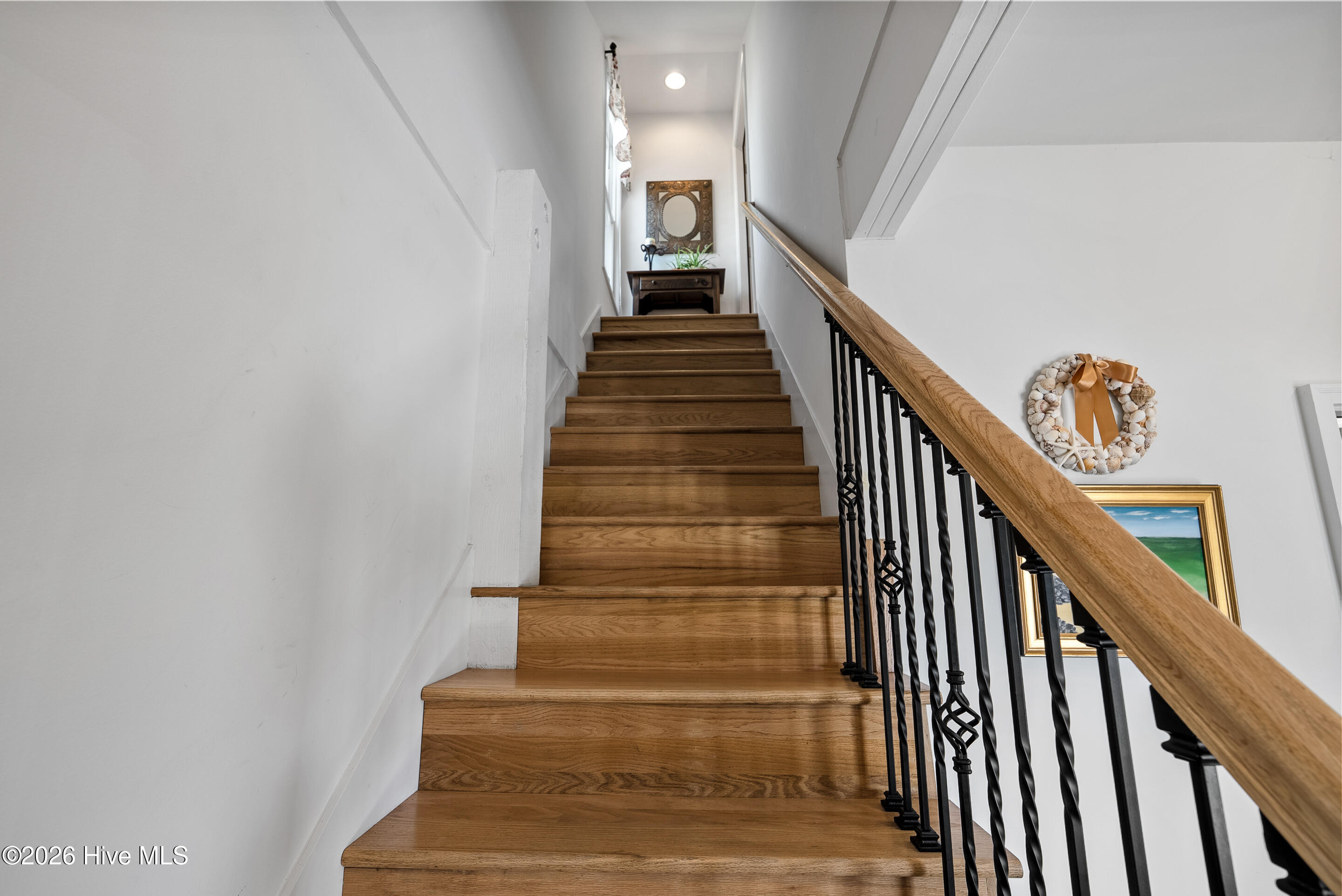 100559044 | Photo 12