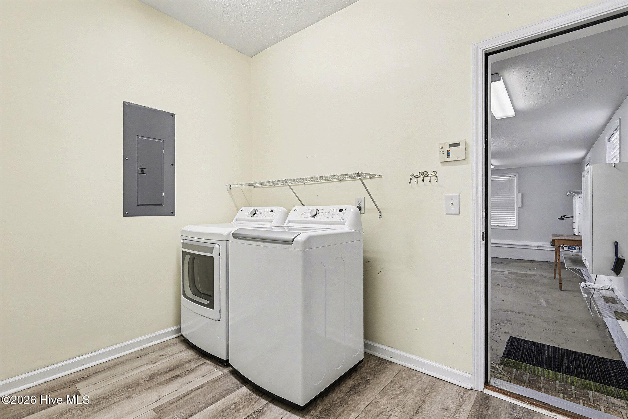 100539757 | Photo 26