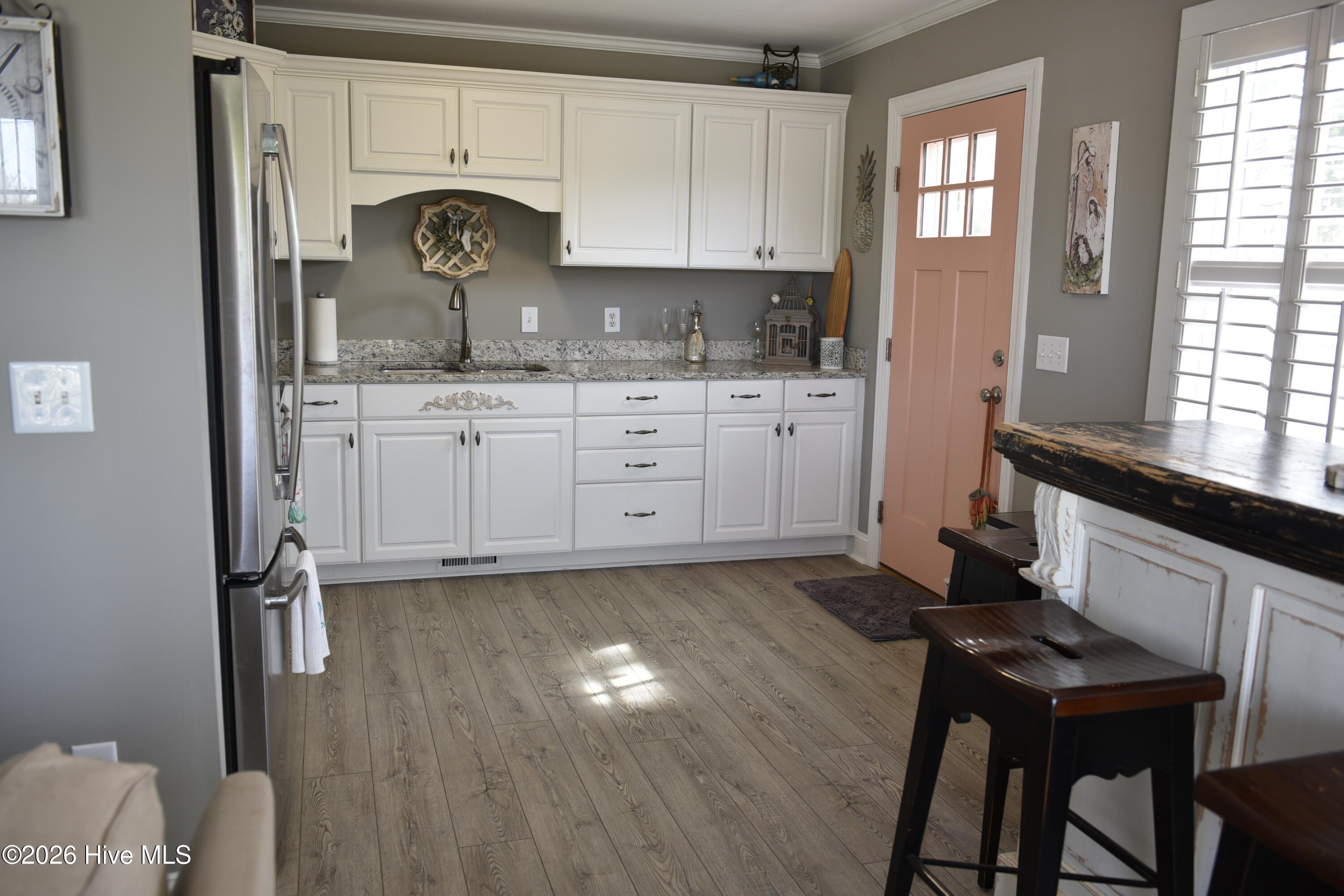 100559366 | Photo 13