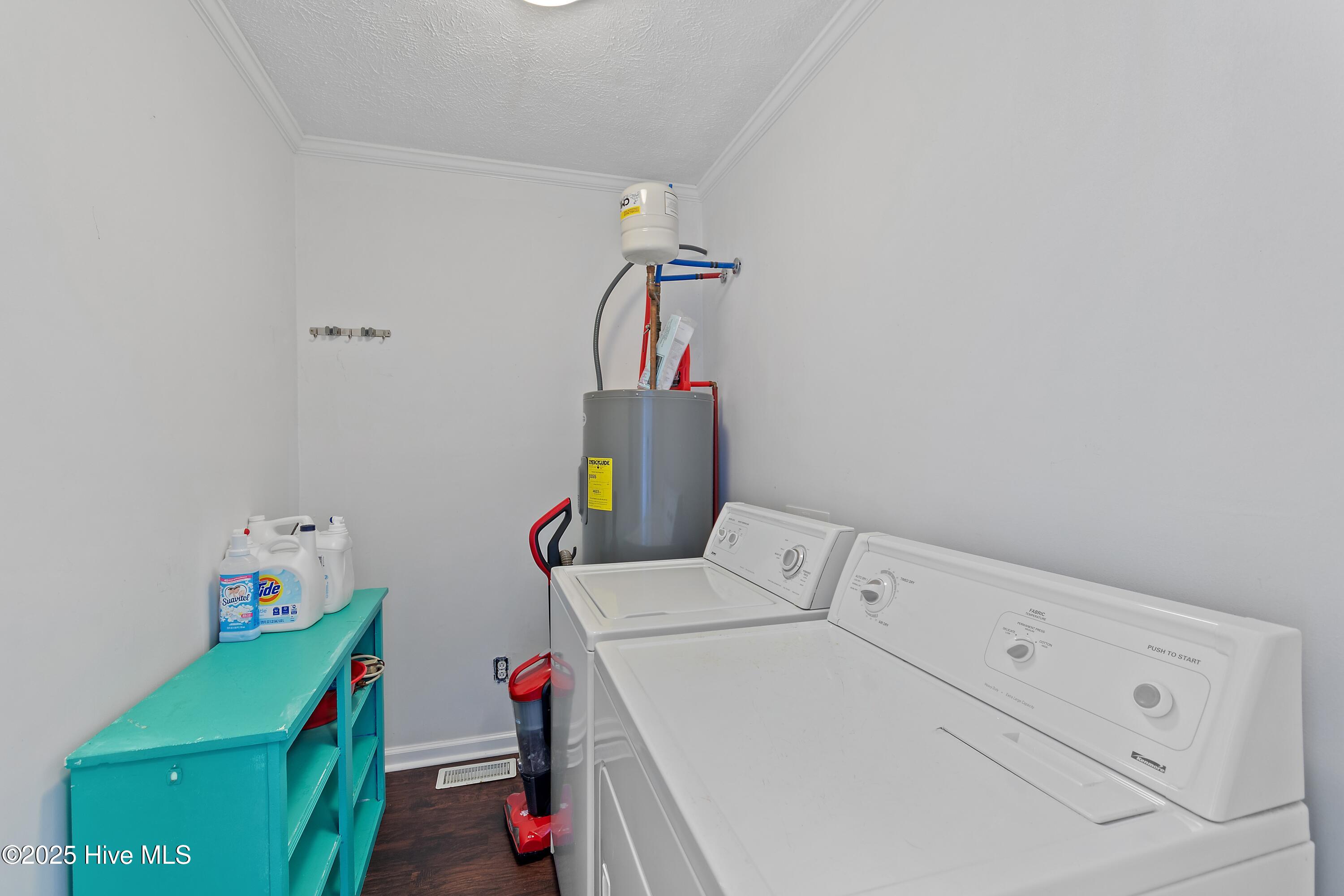 100542122 | Photo 28