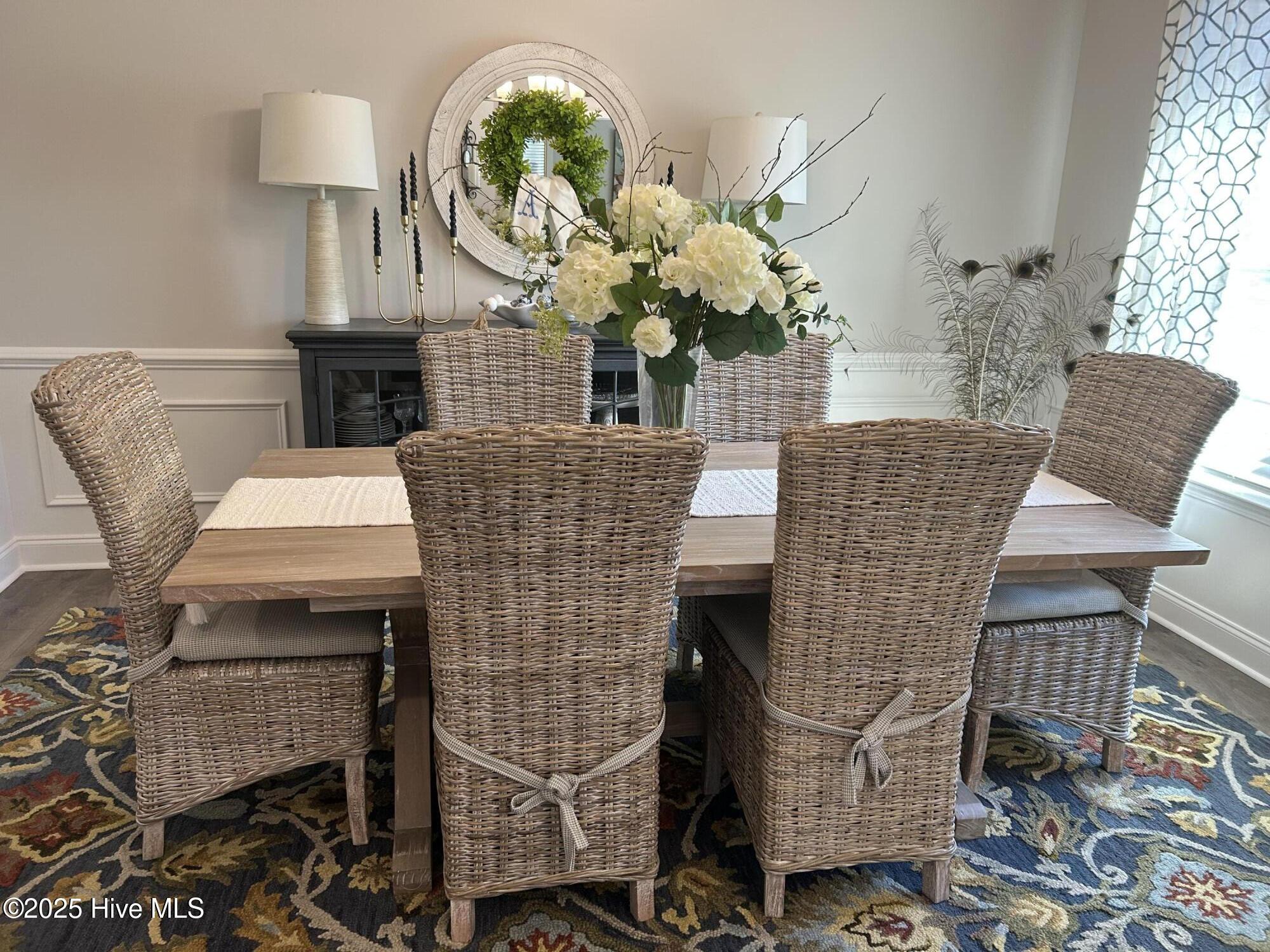 Austin - 1108 dining rm 2