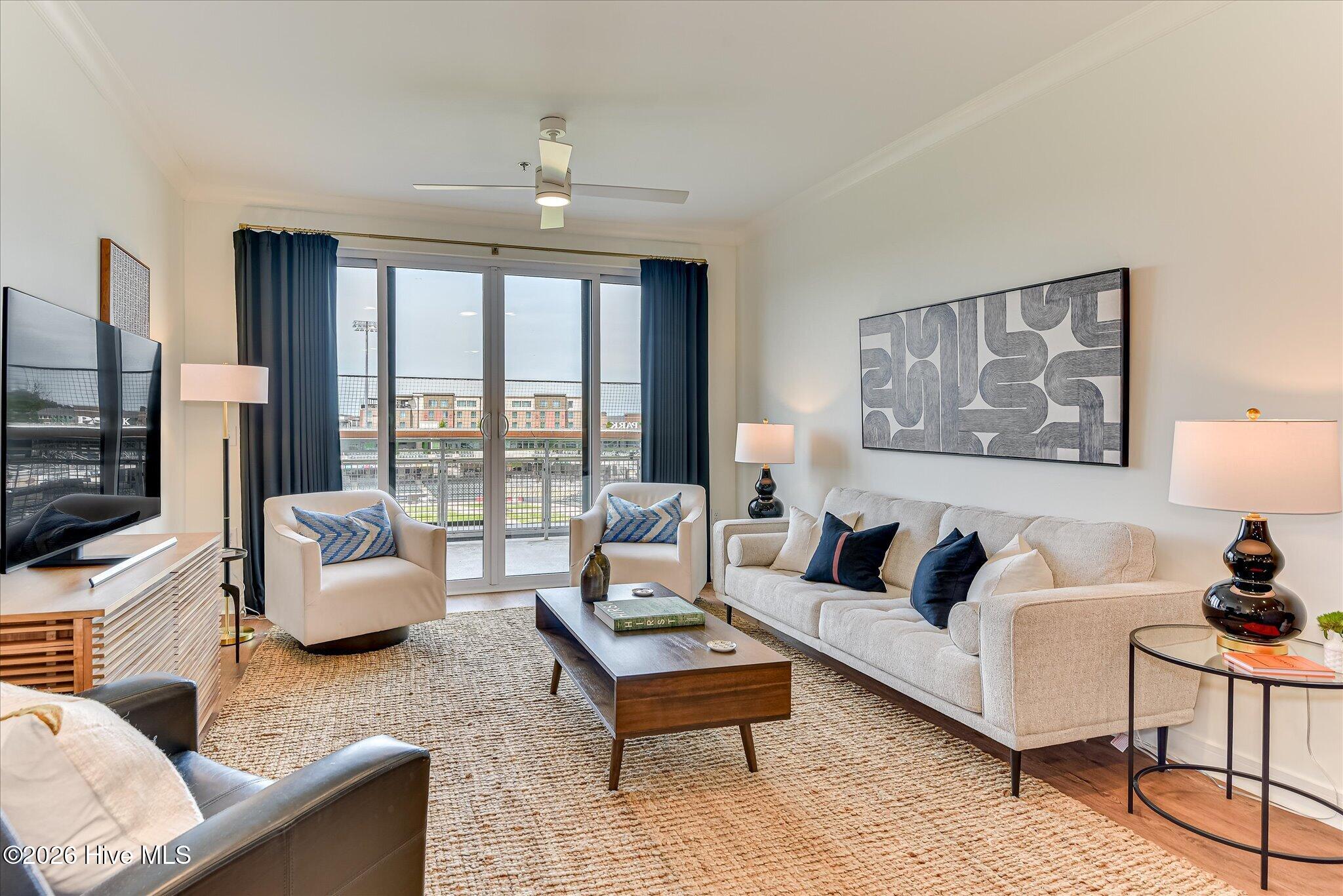 Model Unit Living Room