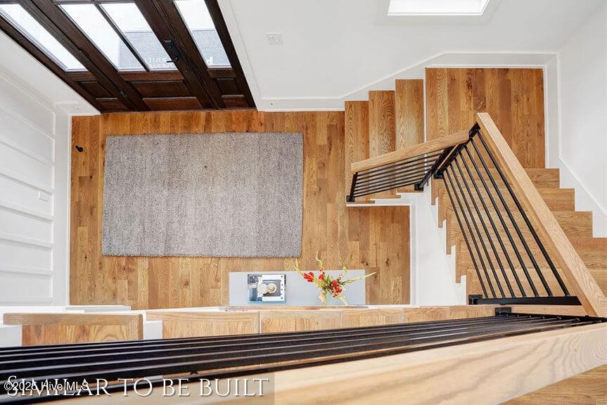 100530157 | Photo 38