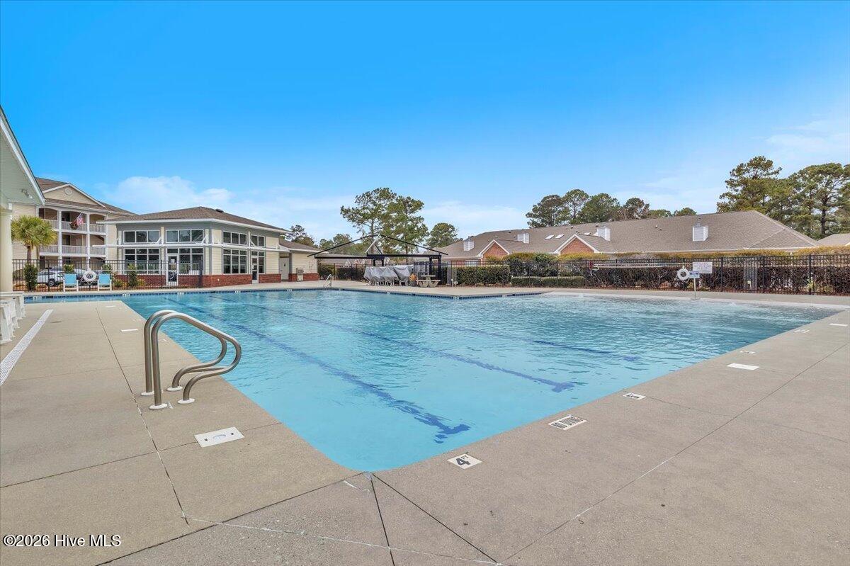 100547572 | Photo 54