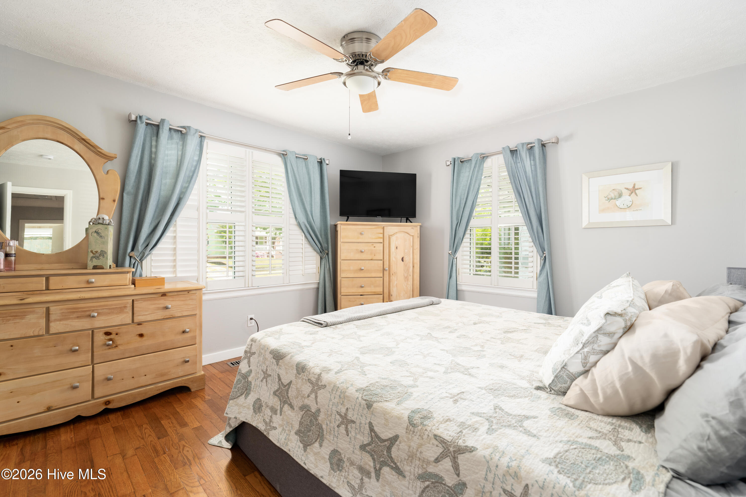 100565706 | Photo 29