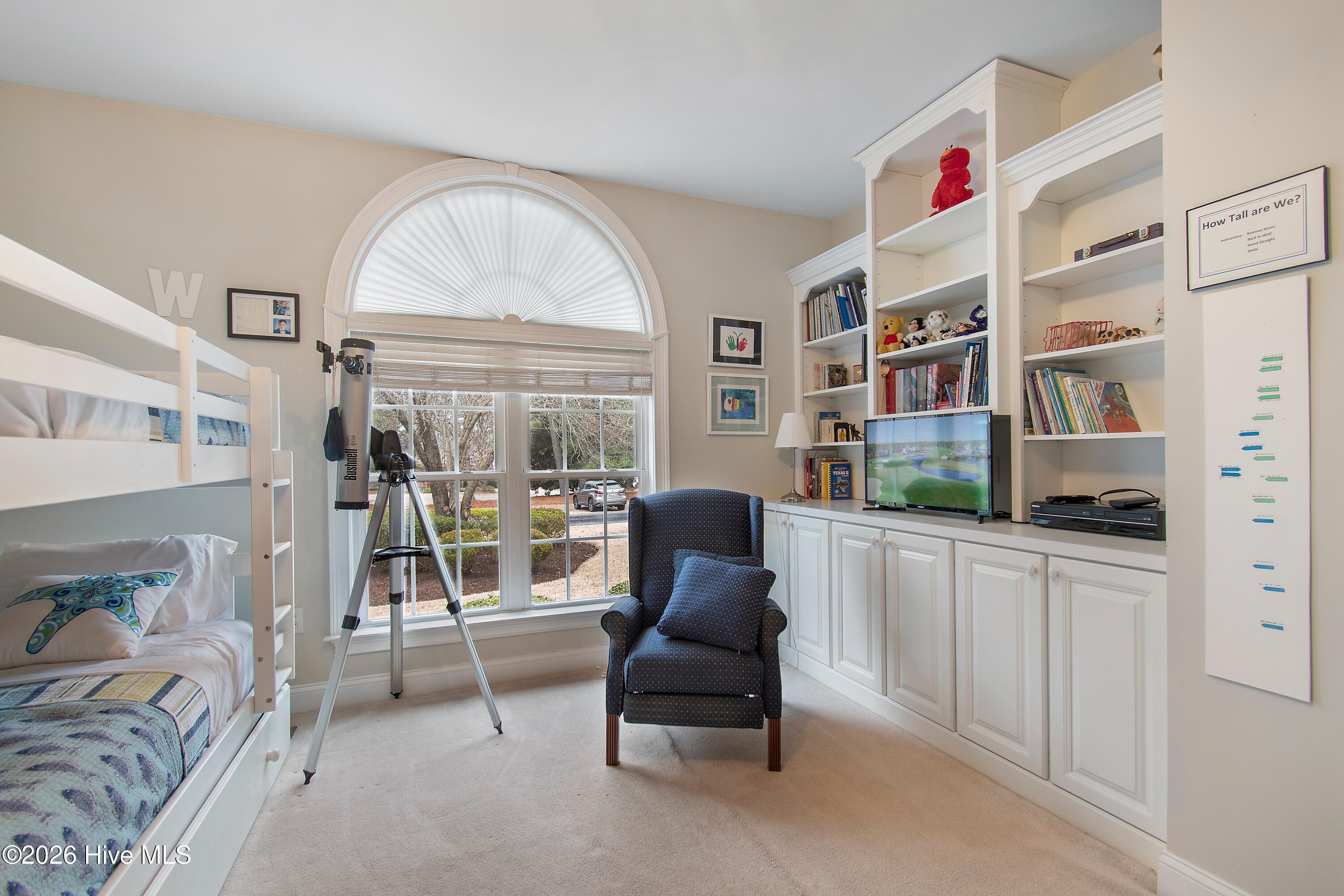 100557471 | Photo 40