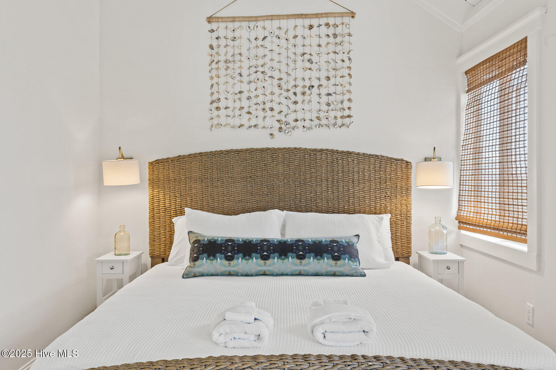 100540785 | Photo 29