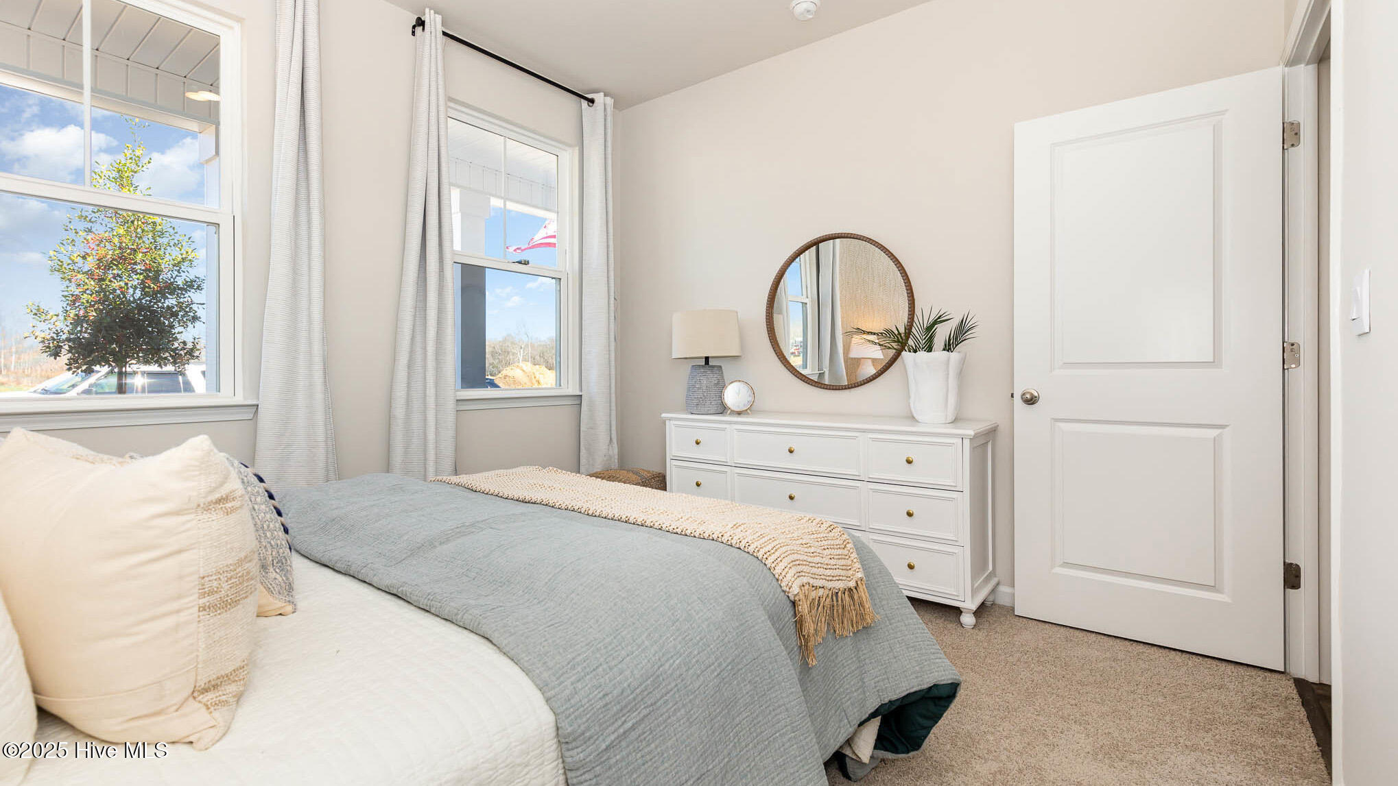 100531114 | Photo 16