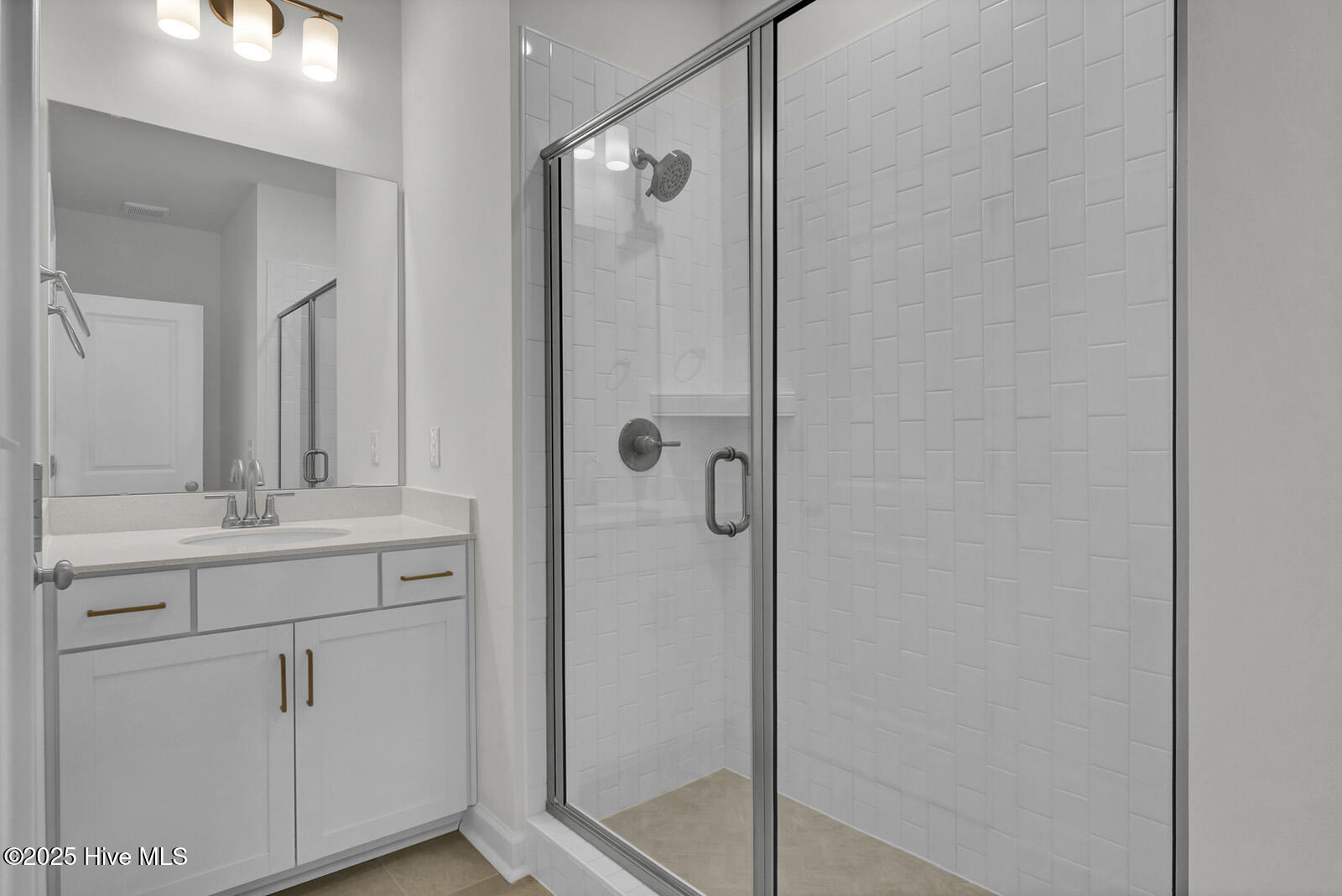 100500877 | Photo 41