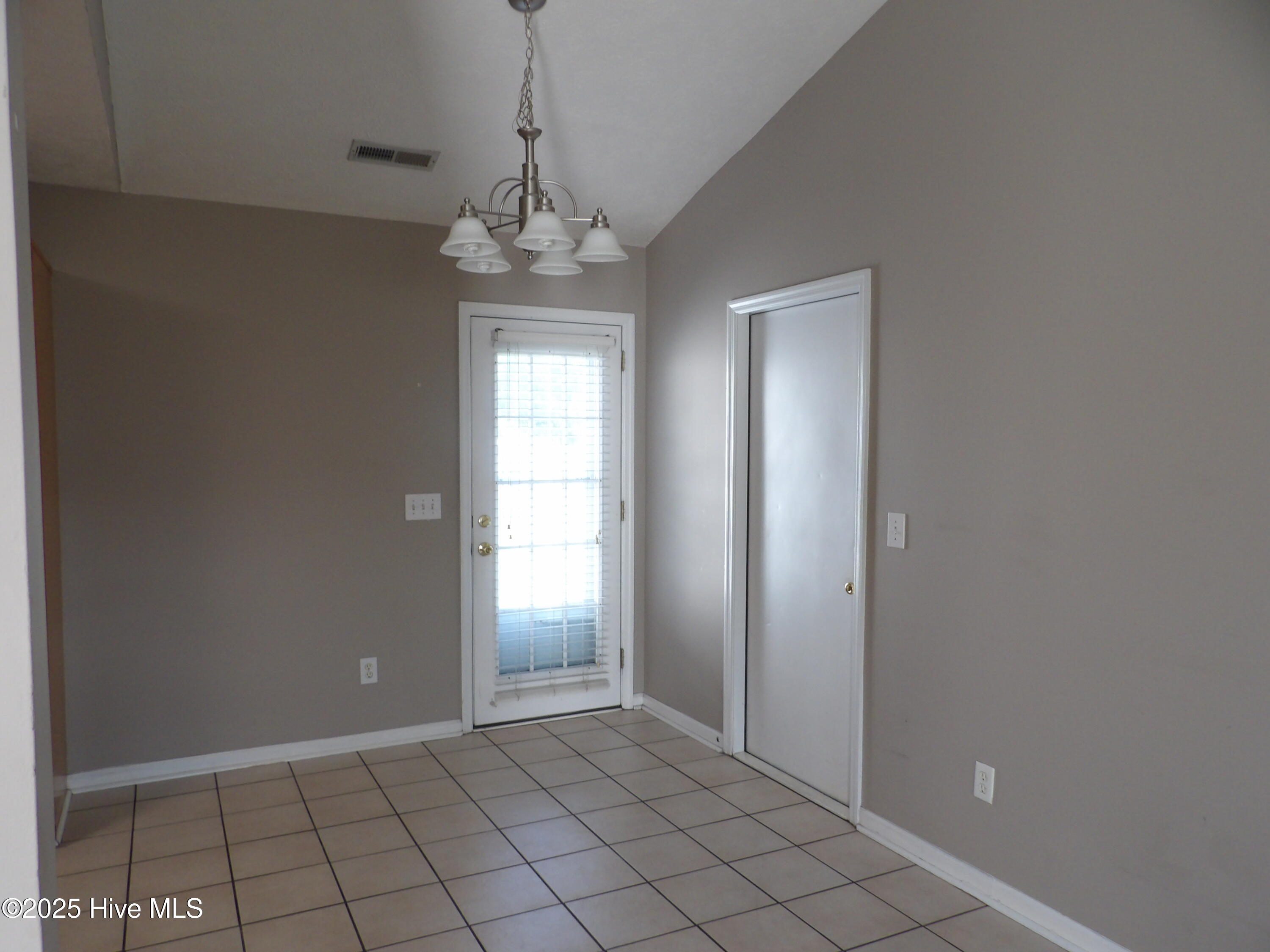 2522 White Road, Wilmington, NC 28411 – photo 14: 100_1740