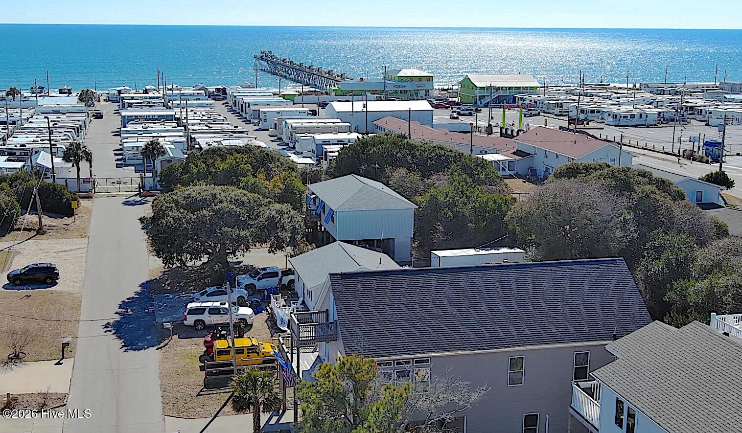 100550759 | Photo 38