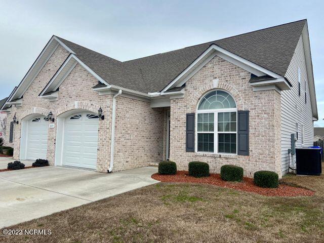 2313 Dovedale, Greenville, North Carolina, 4 Bedroom Bedrooms, 6 Room Rooms,3 BathroomBathrooms,Duplex,For sale,Dovedale,100598506