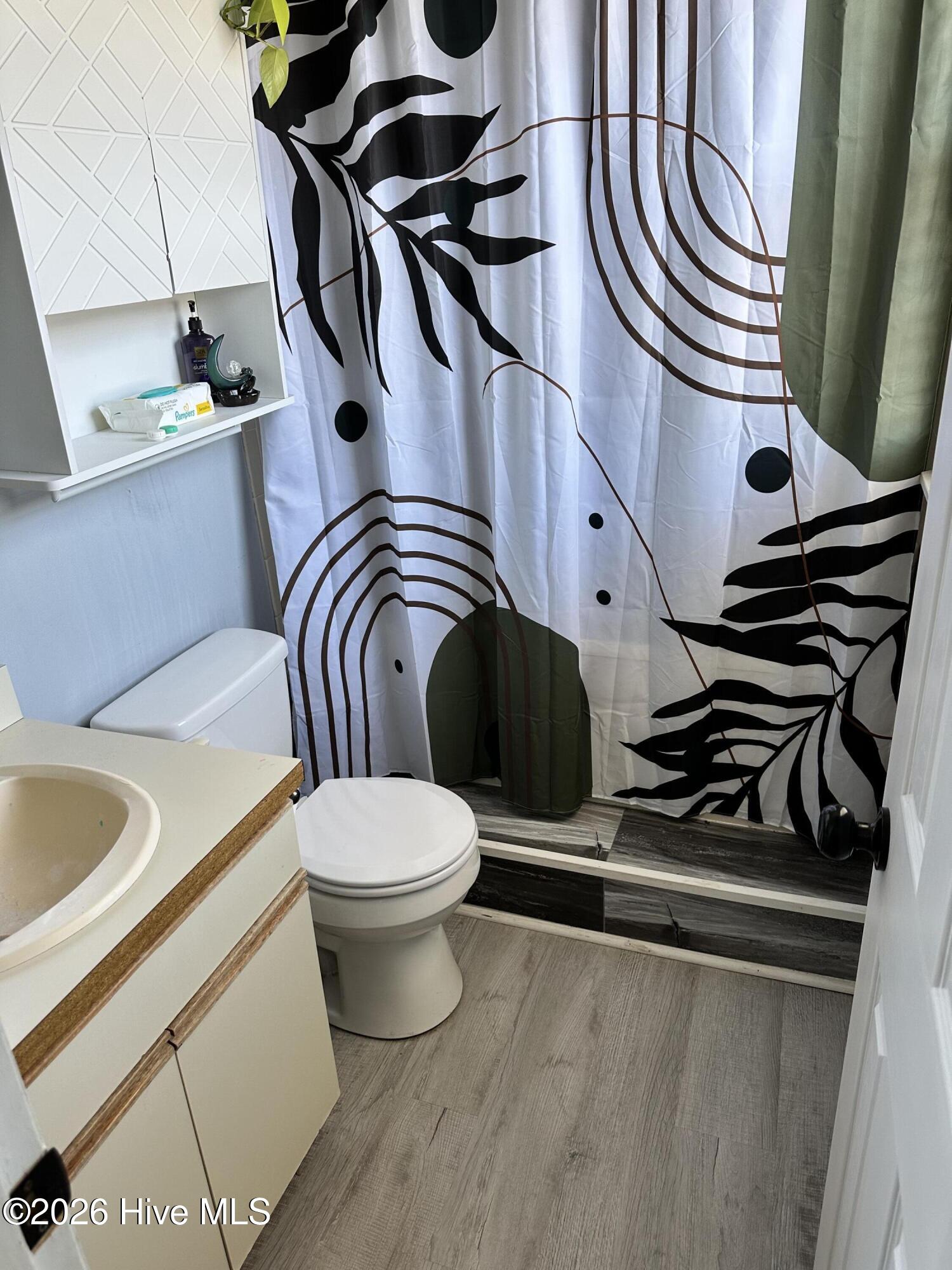 100558377 | Photo 19