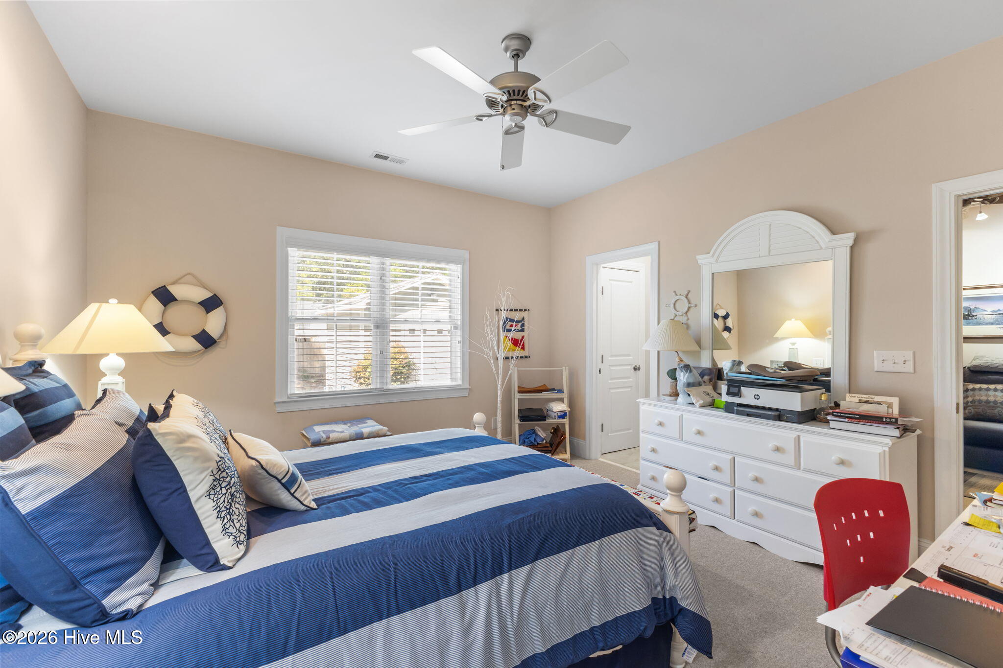 100562020 | Photo 30