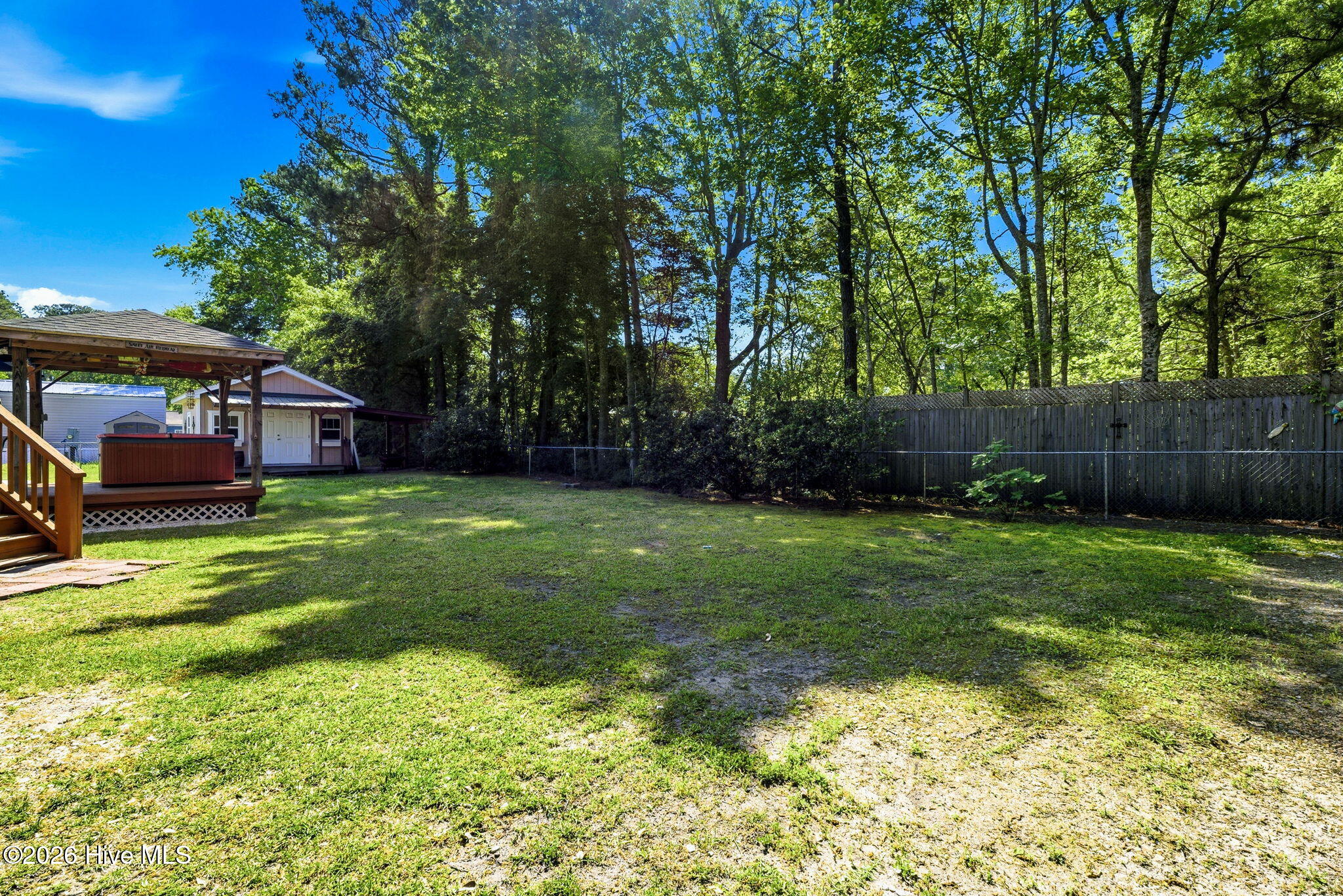 100568157 | Photo 46