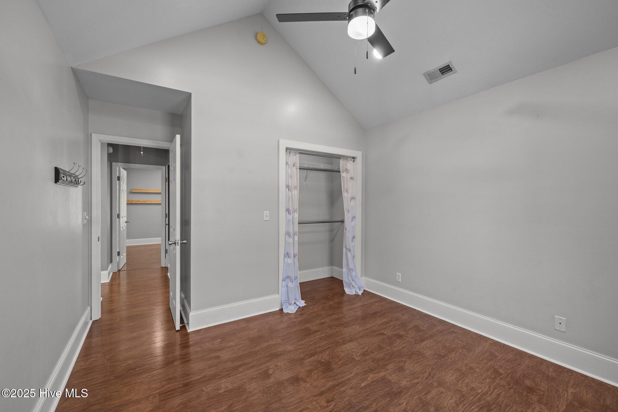 1199 Nine Foot Road,Newport