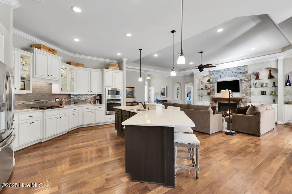 100545215 | Photo 18