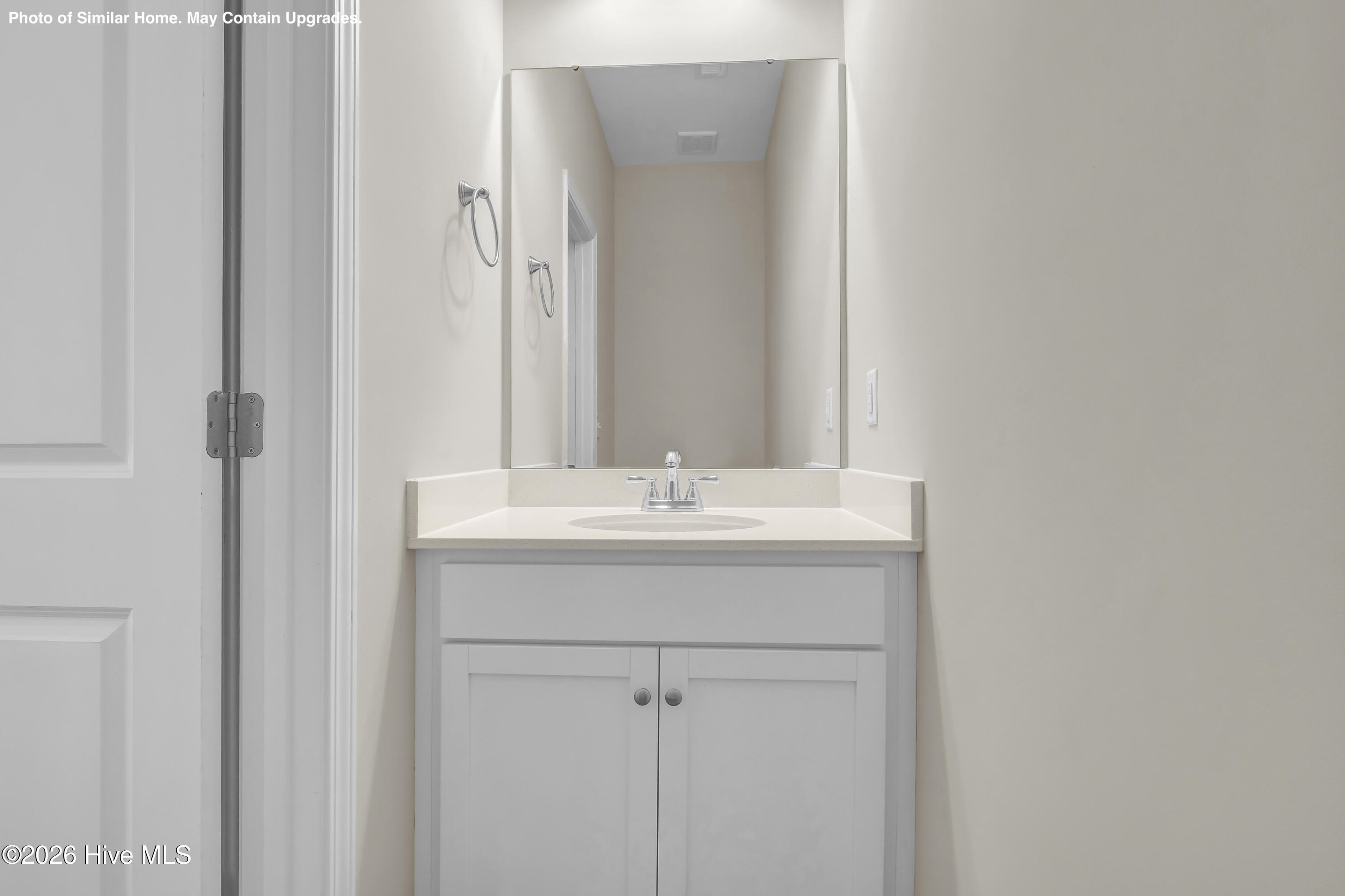 100555355 | Photo 14