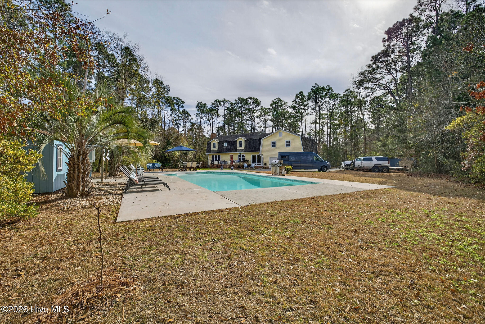 100552823 | Photo 51