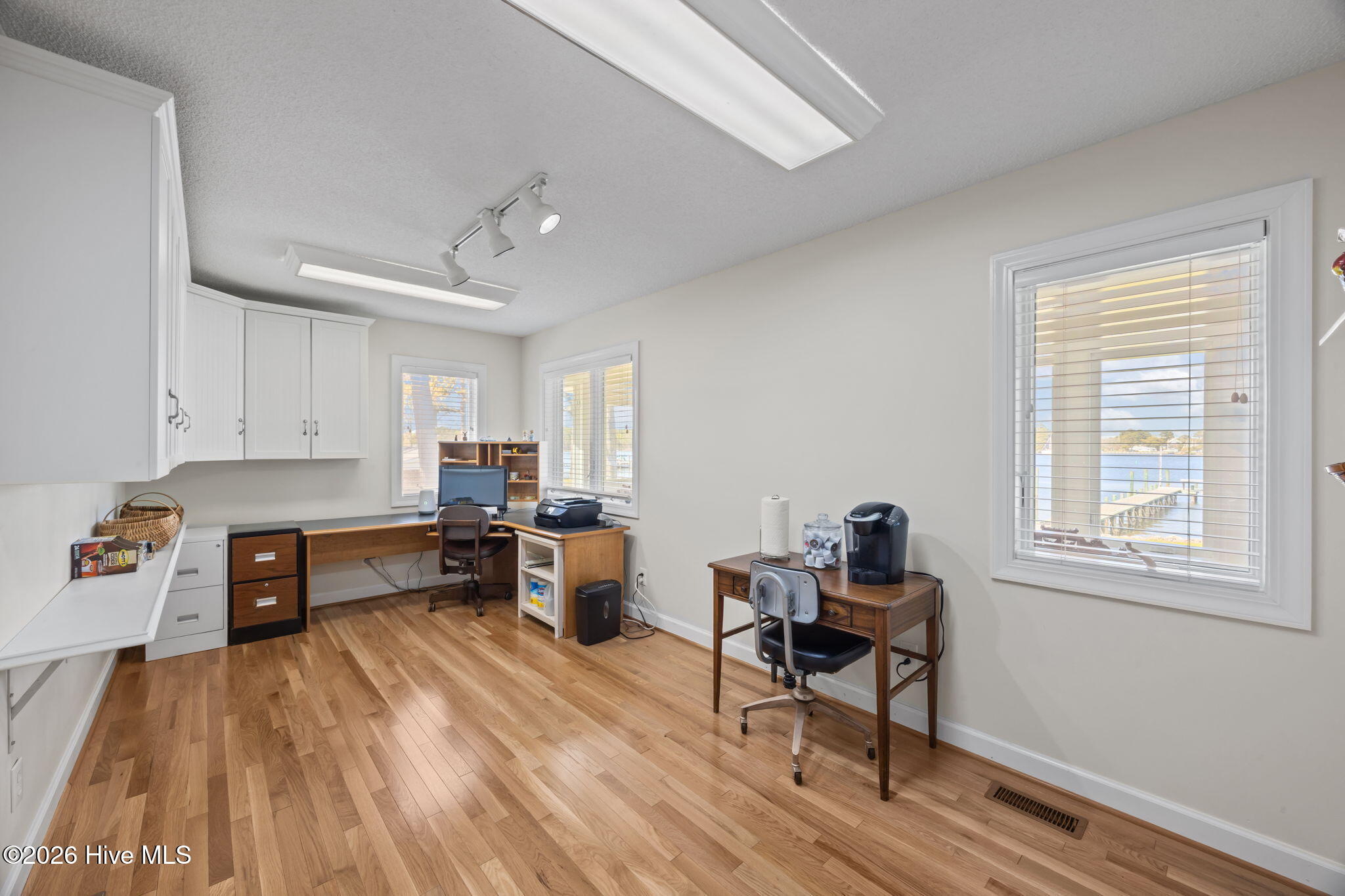 609 Mills Road,Oriental