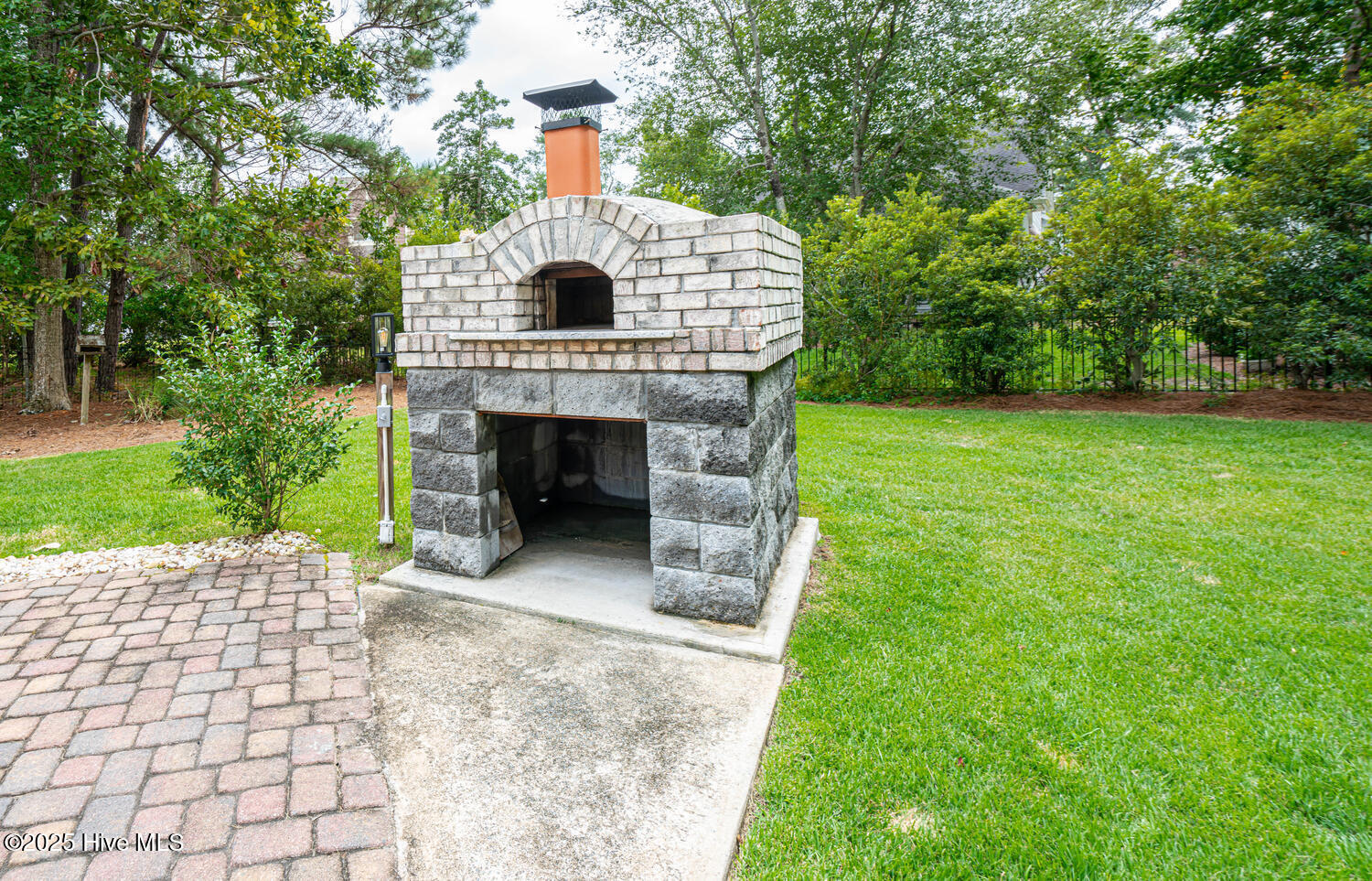 100530815 | Photo 31