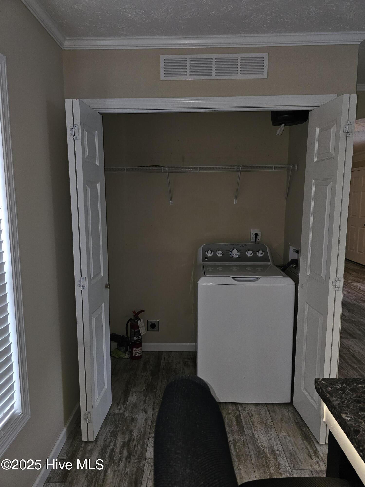 100535573 | Photo 34