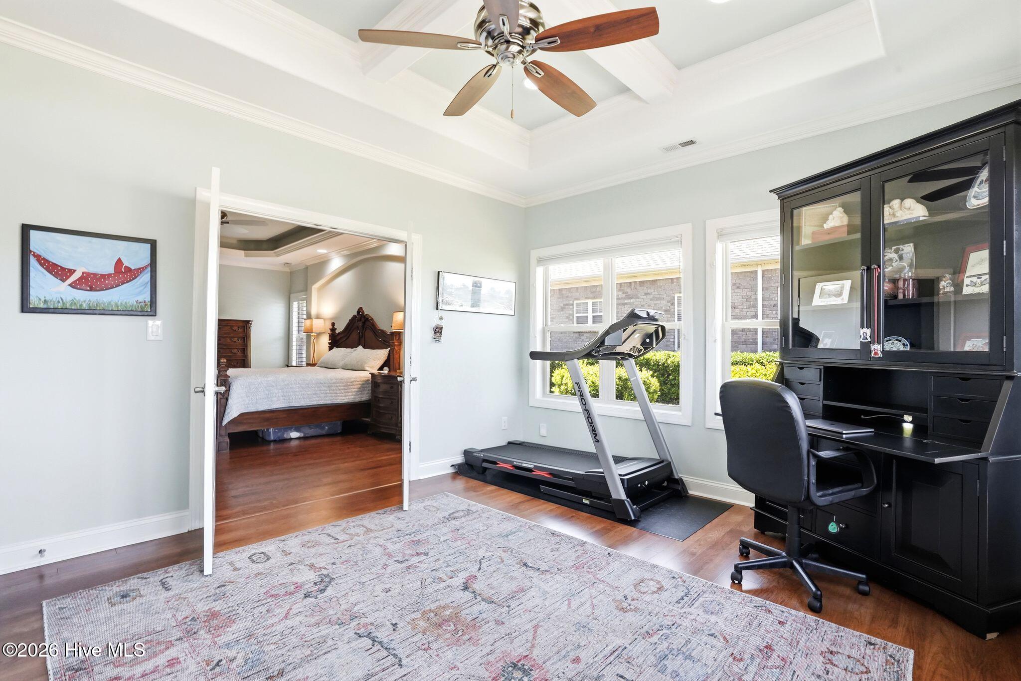 100565235 | Photo 39