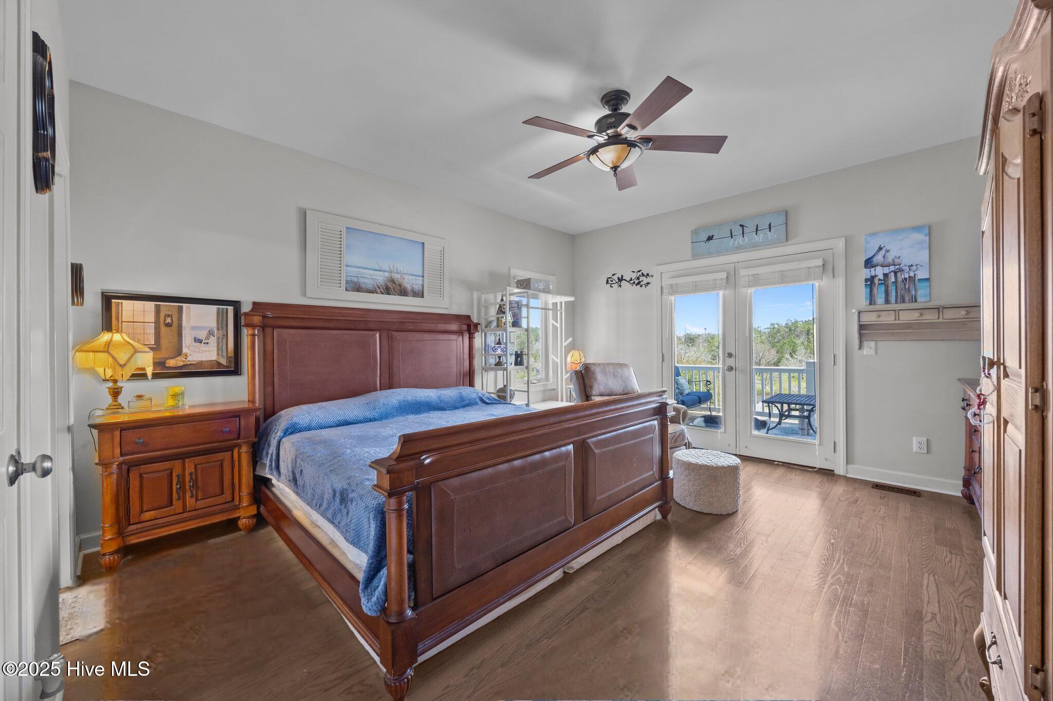 100517402 | Photo 16