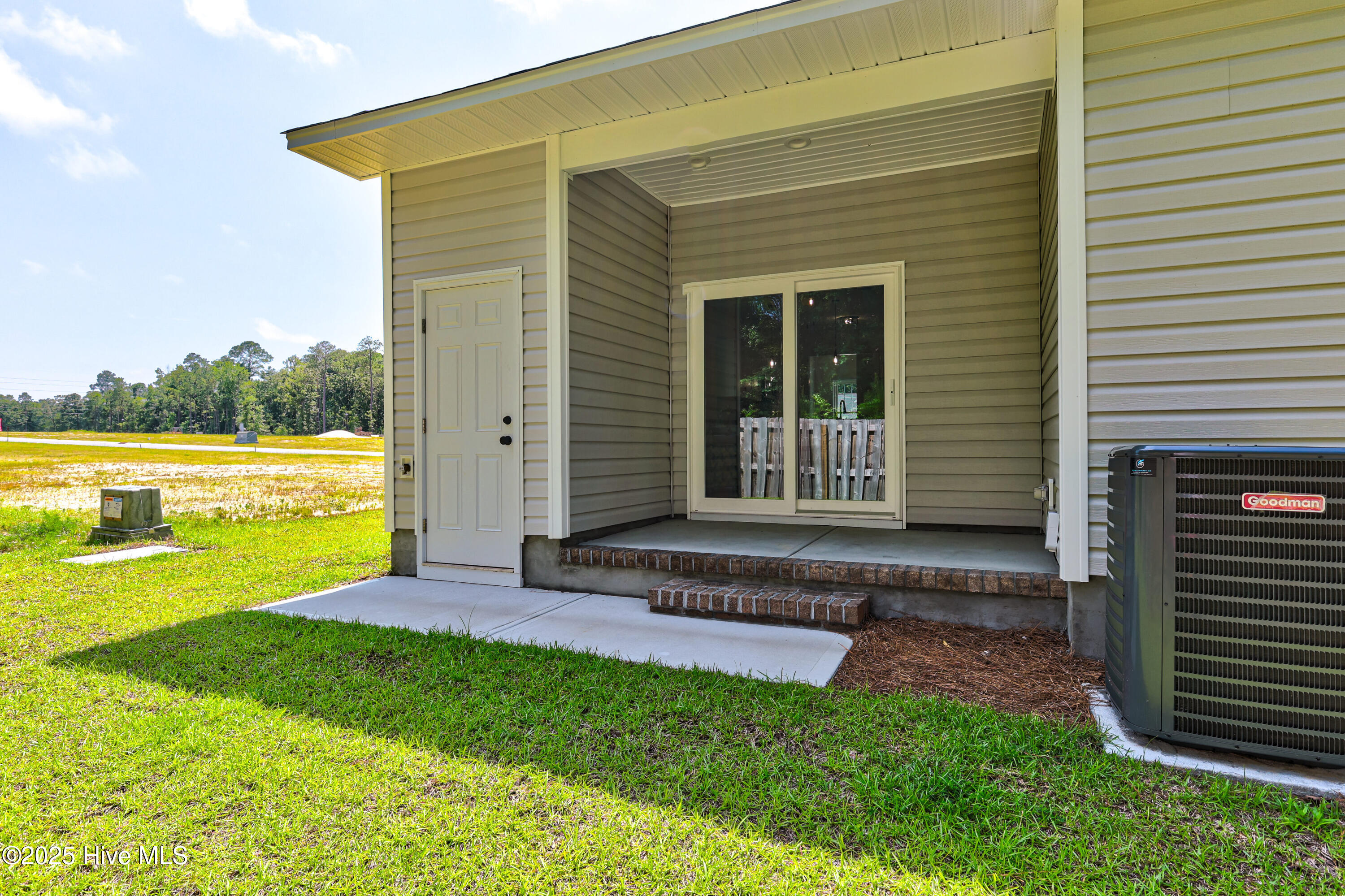 100515116 | Photo 32