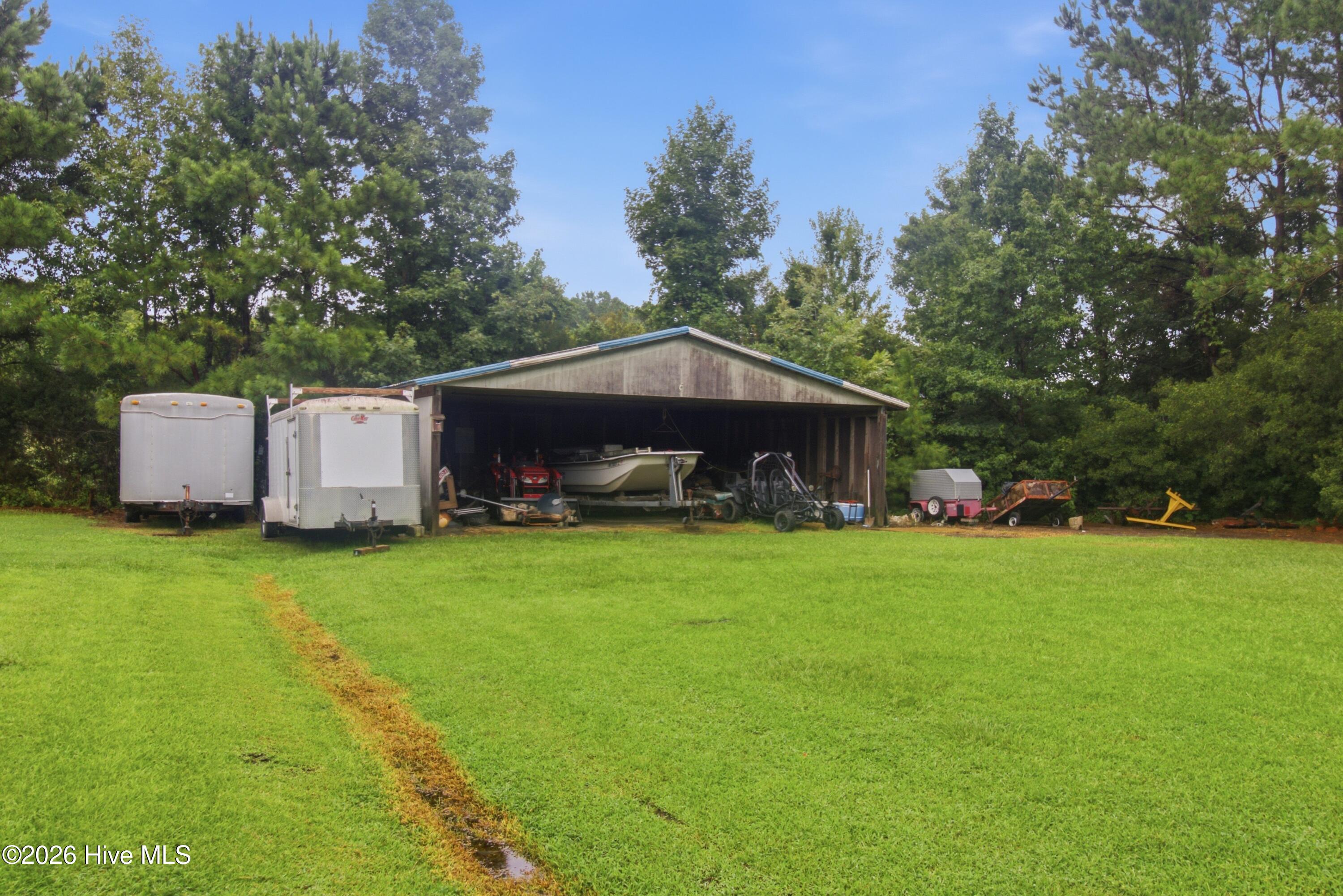 6634 Florence Road,Merritt