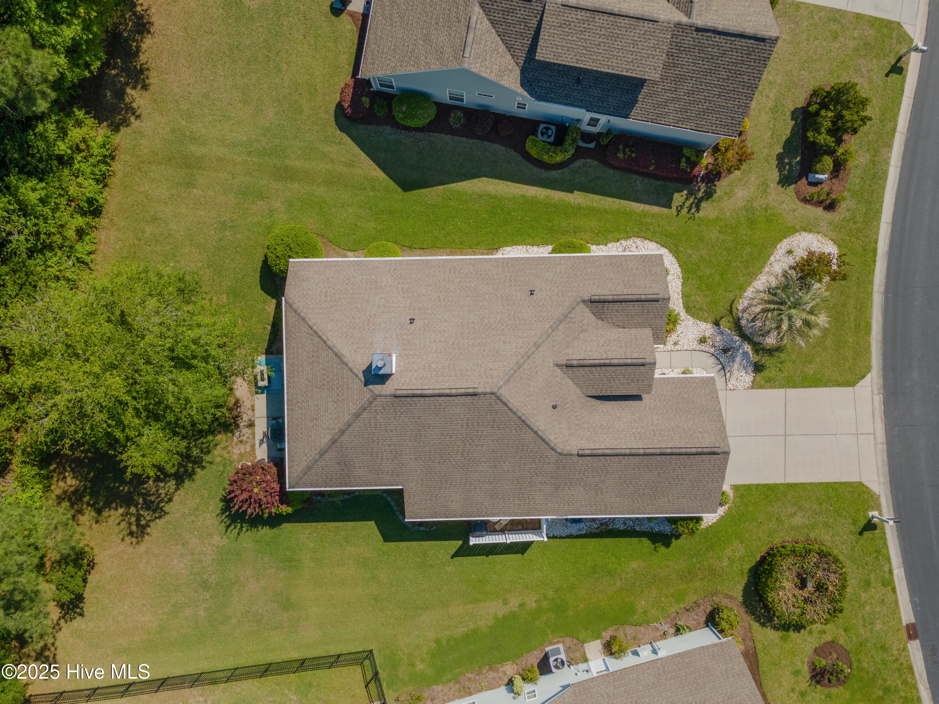 100502471 | Photo 43