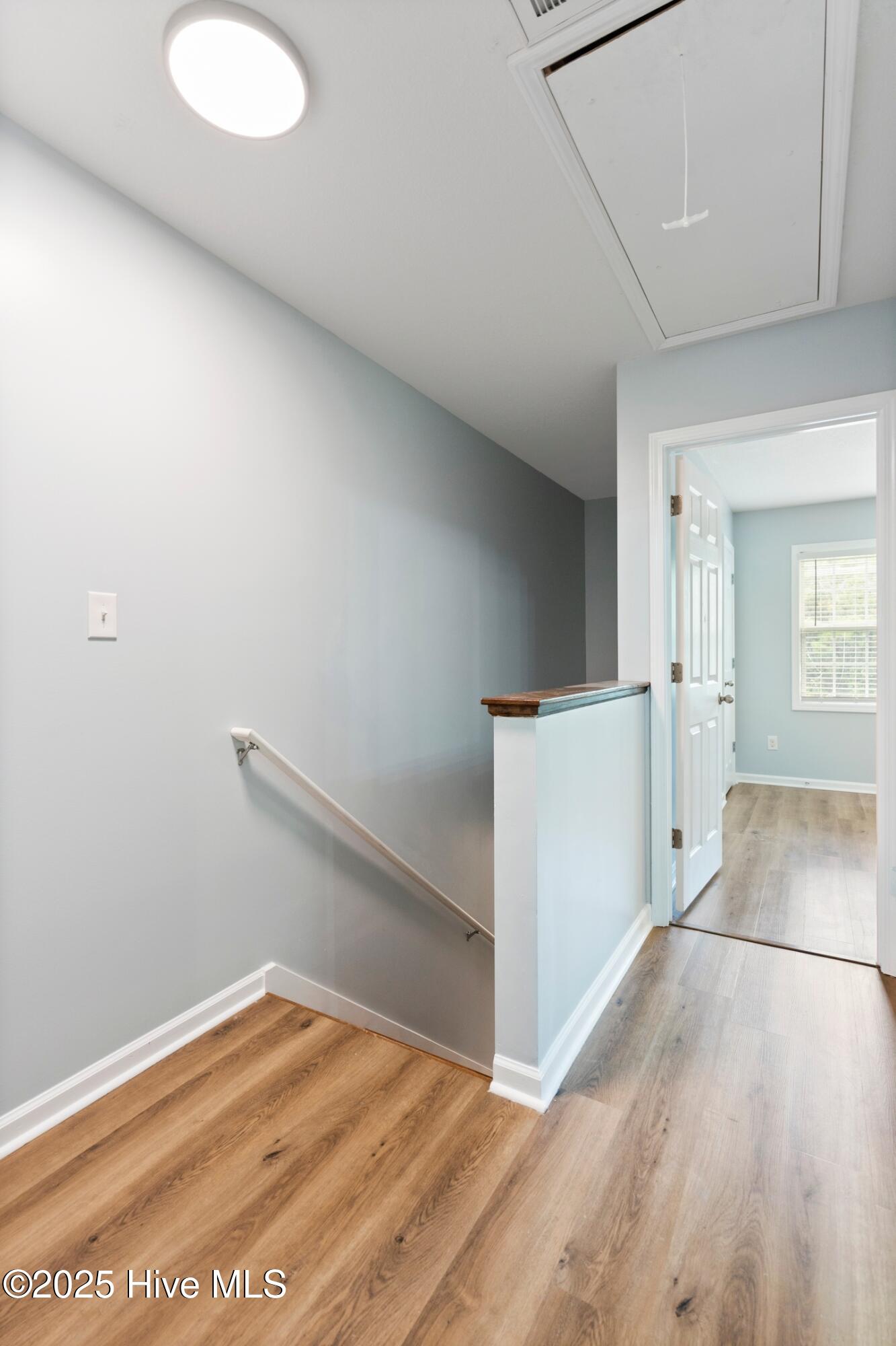 100536267 | Photo 26