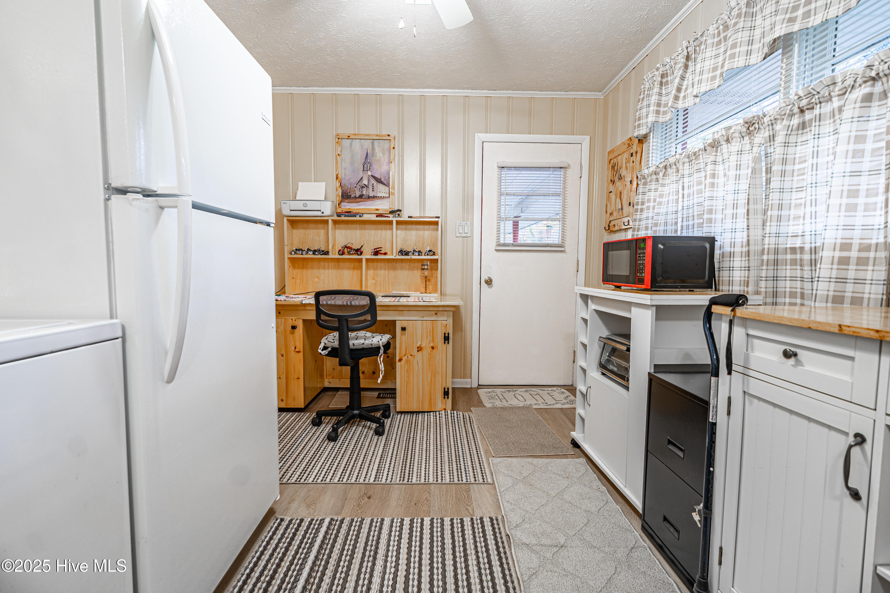 100541983 | Photo 16